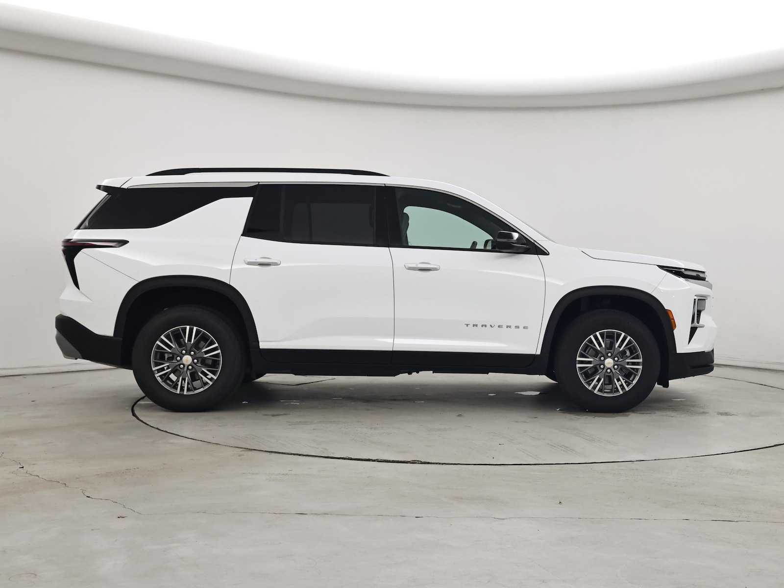 2026 Chevrolet Traverse LT - Photo 8