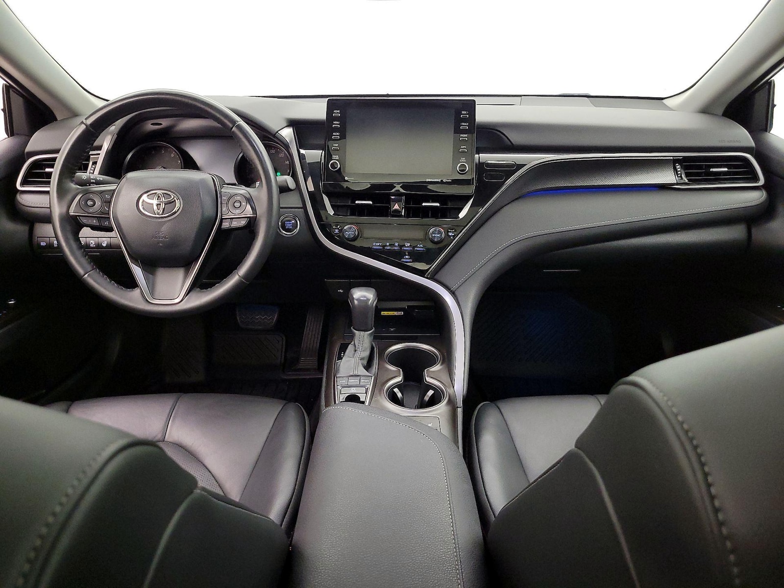 2022 Toyota Camry XSE - Photo 10