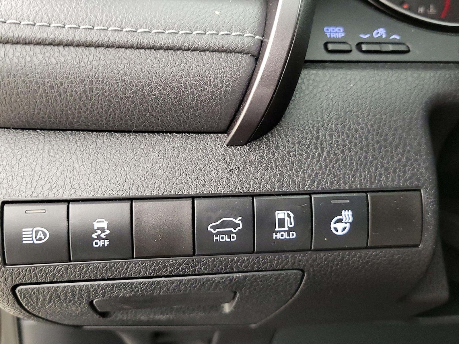 2022 Toyota Camry XSE - Photo 14