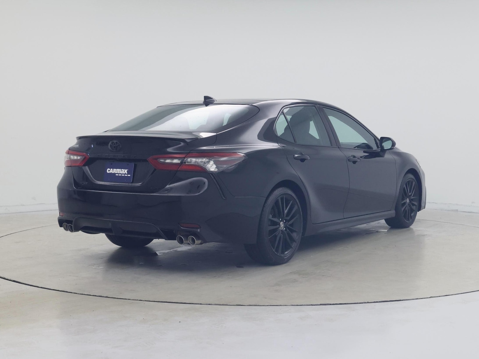 2022 Toyota Camry XSE - Photo 9