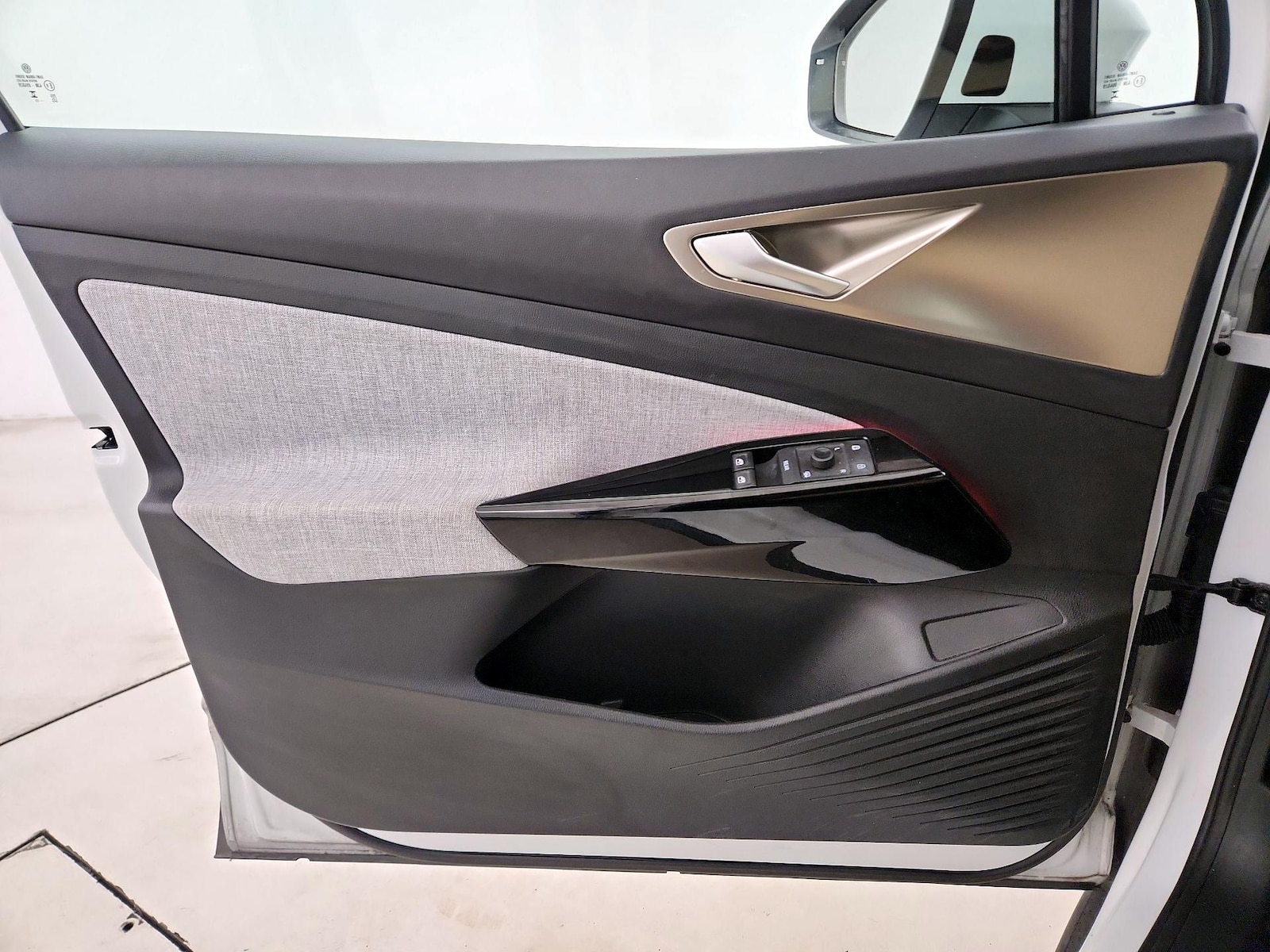 2023 Volkswagen ID.4 PRO - Photo 13