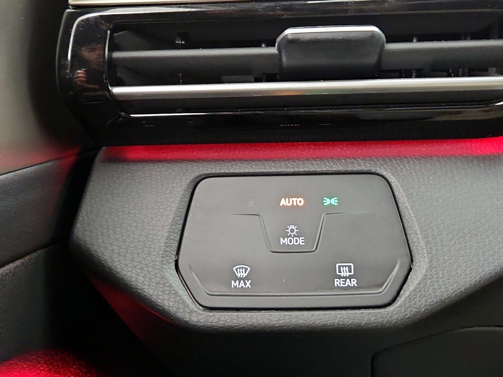 2023 Volkswagen ID.4 PRO - Photo 14