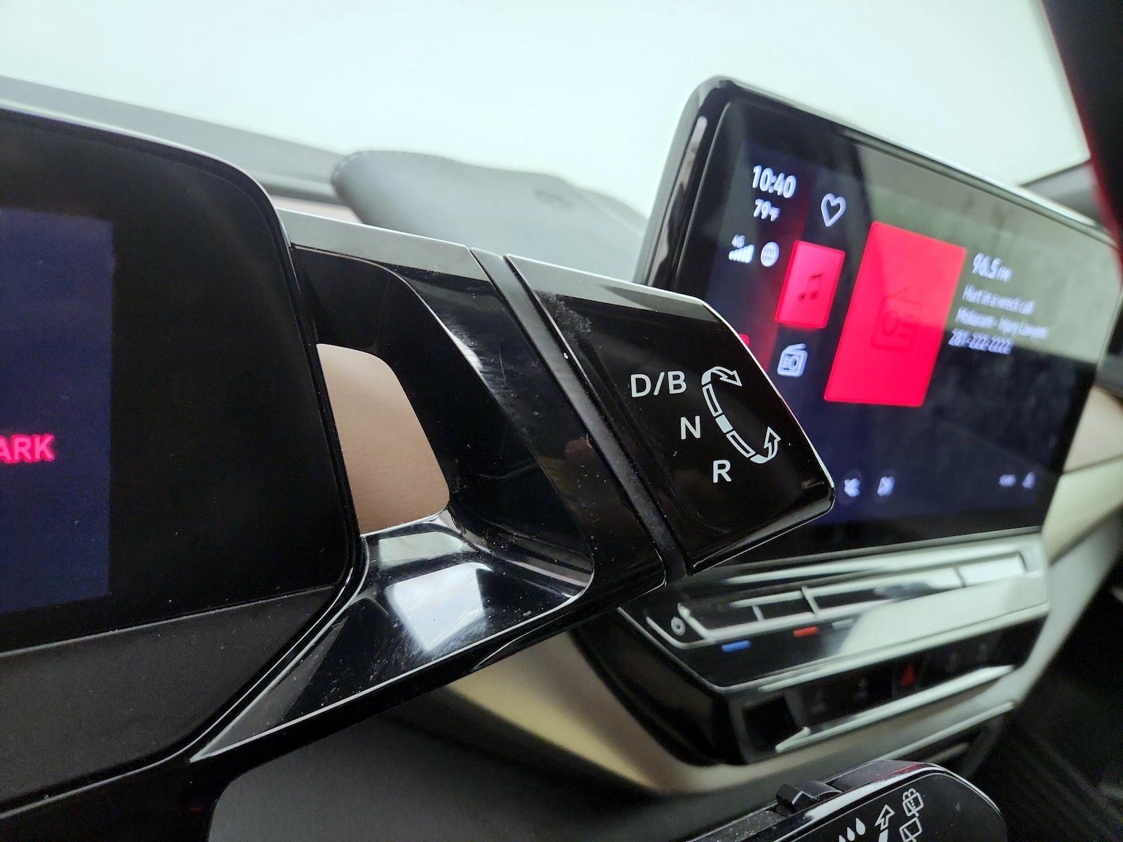 2023 Volkswagen ID.4 PRO - Photo 19