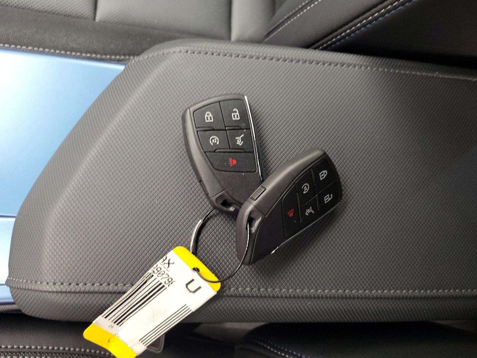 2024 Chevrolet Equinox EV LT - Photo 24