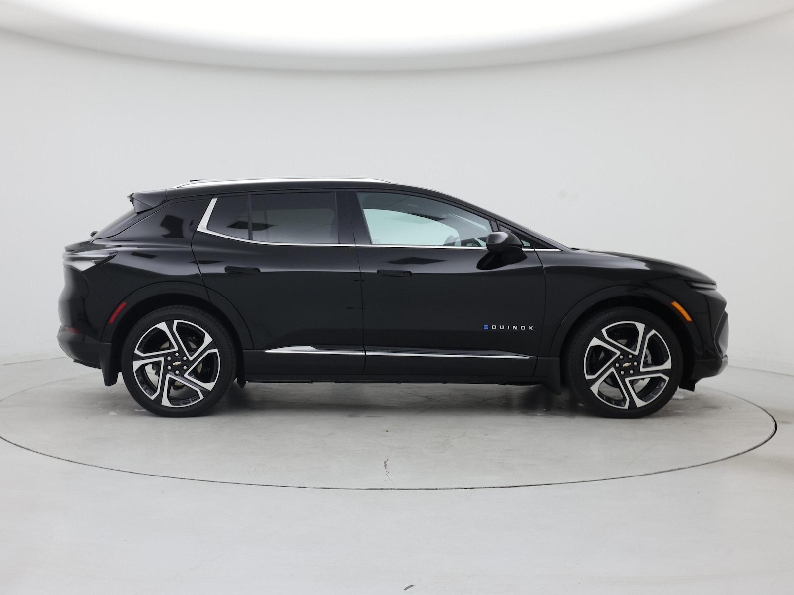 2024 Chevrolet Equinox EV LT - Photo 8