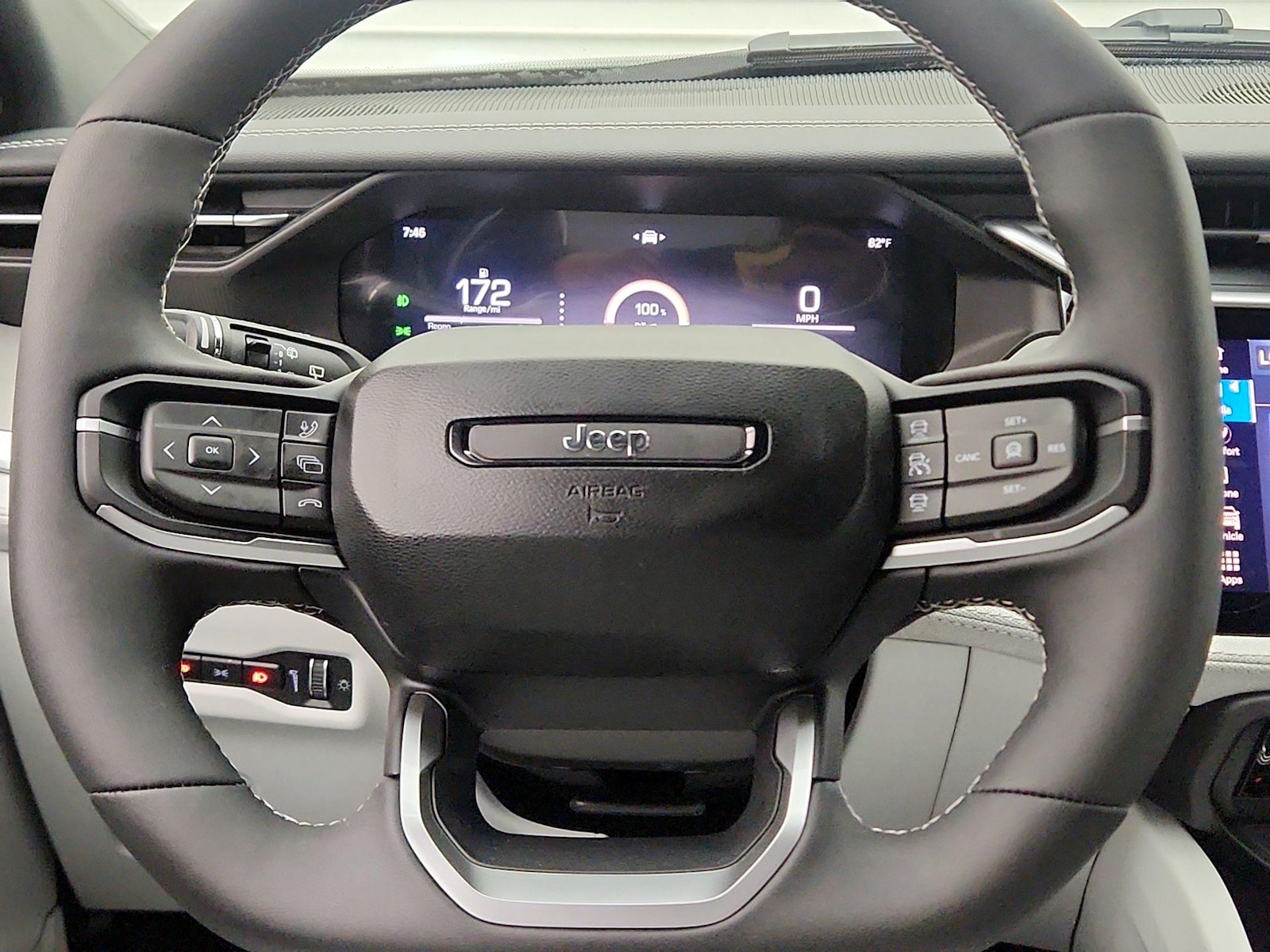 2026 Jeep Cherokee Laredo - Photo 11