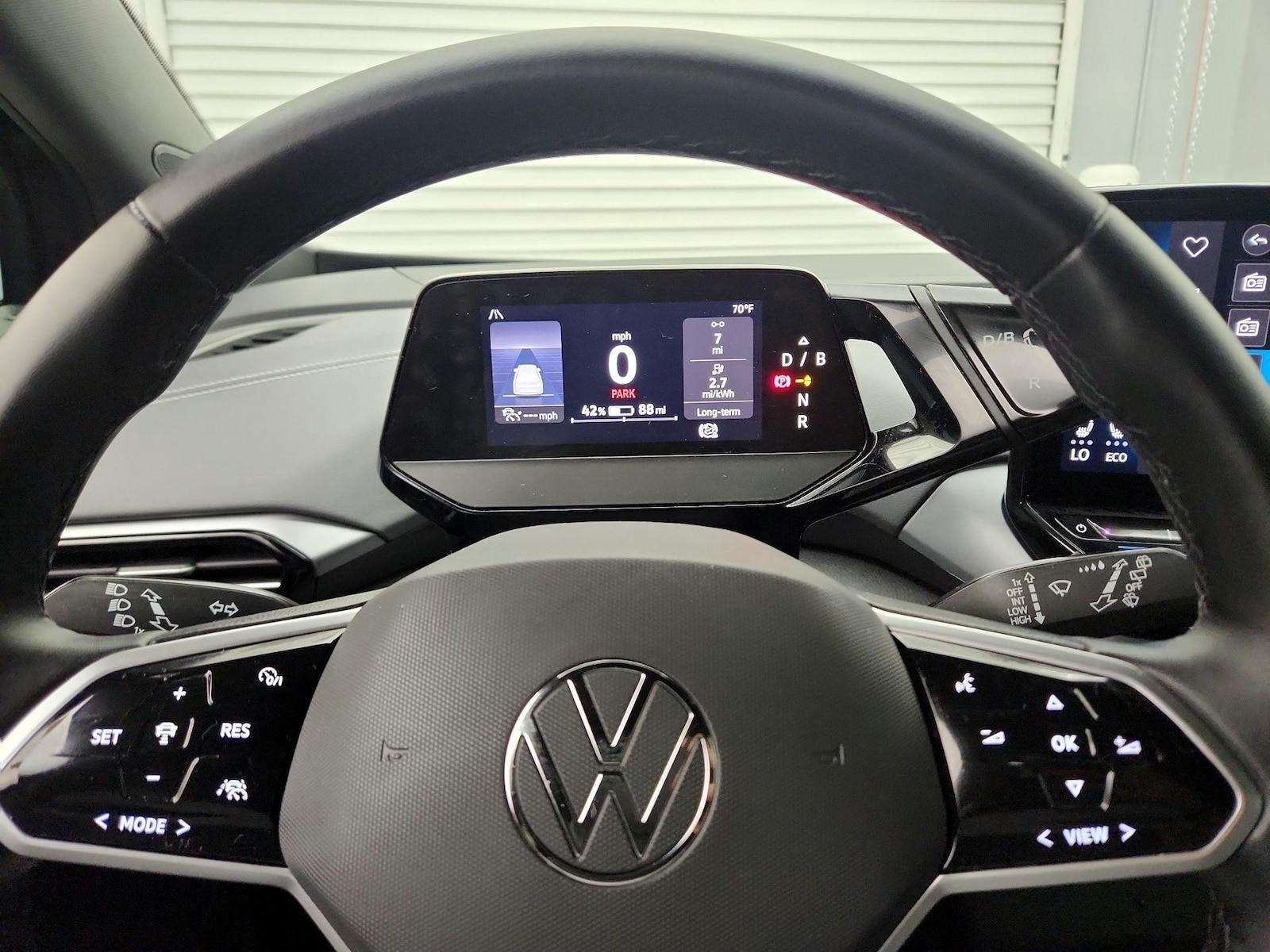 2024 Volkswagen ID.4 STANDARD - Photo 11