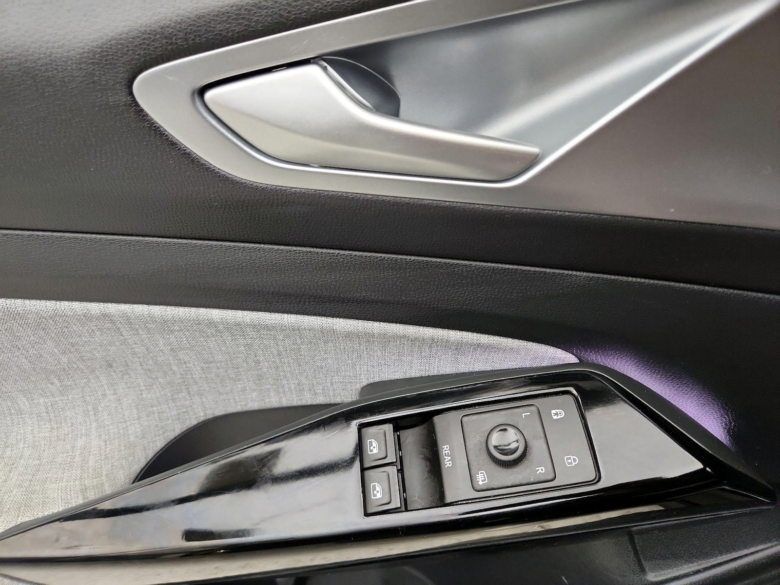 2024 Volkswagen ID.4 STANDARD - Photo 13