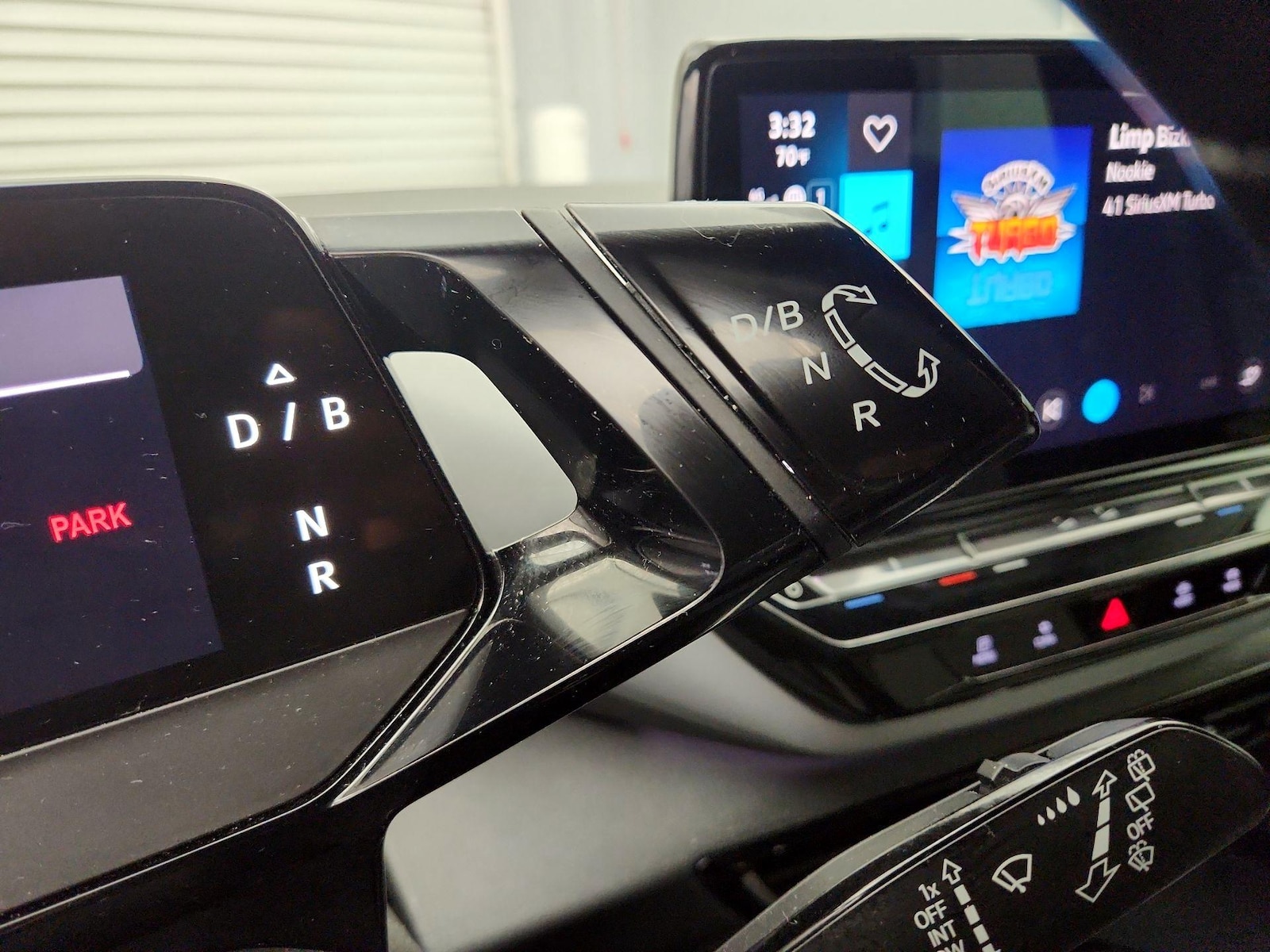 2024 Volkswagen ID.4 STANDARD - Photo 18
