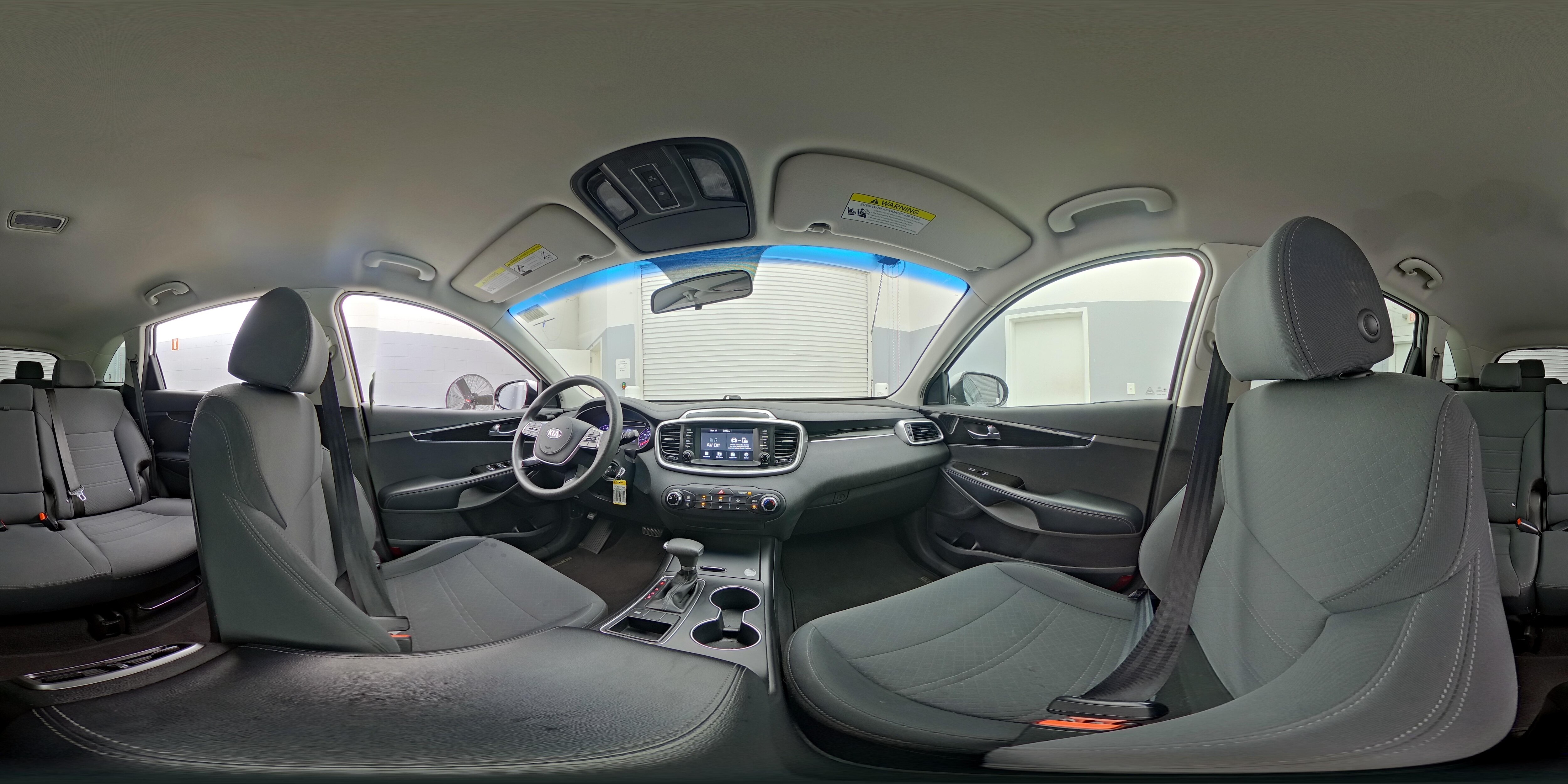 2019 Kia Sorento LX - Photo 24