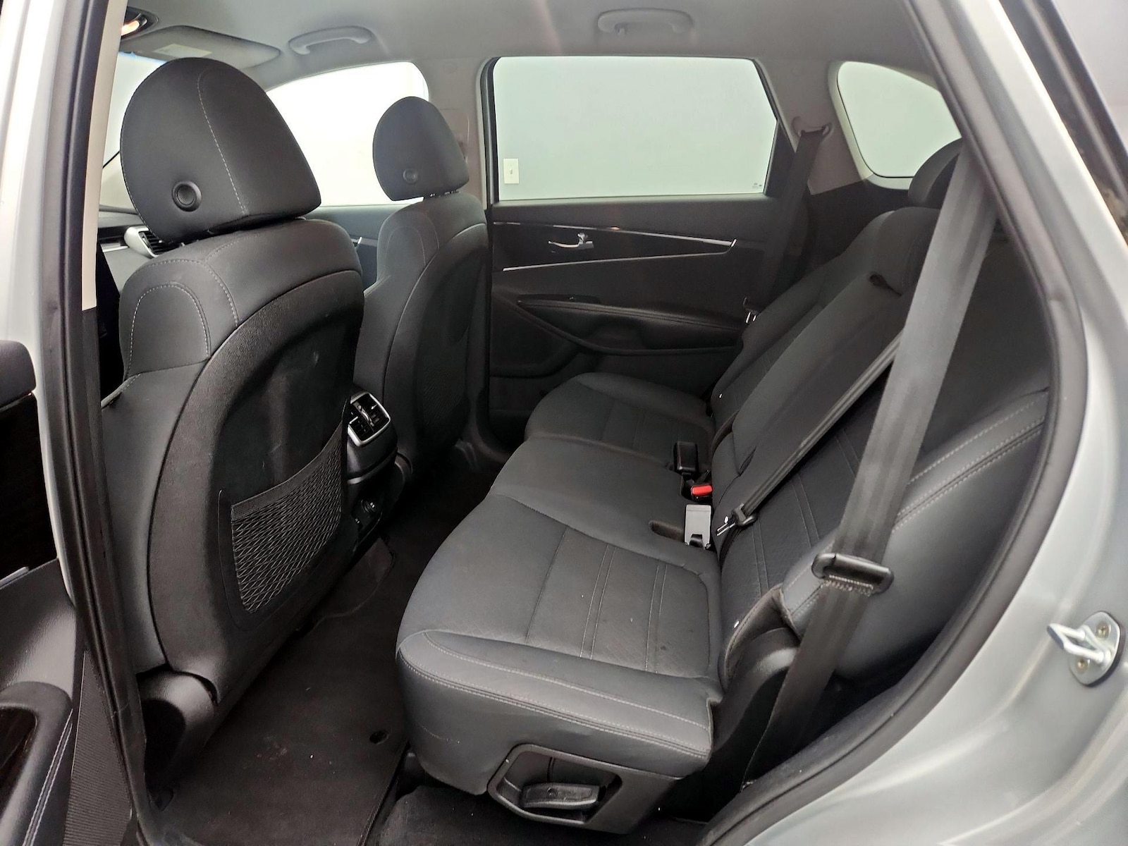 2019 Kia Sorento LX - Photo 20