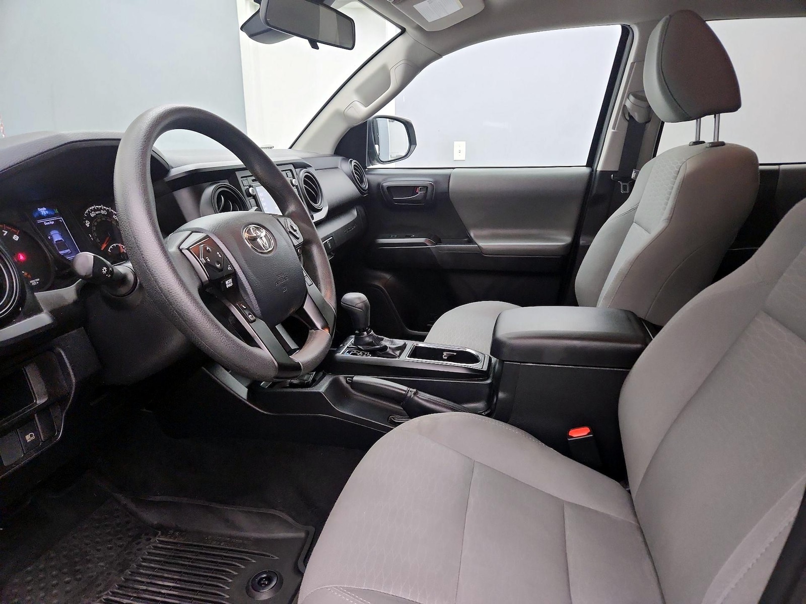 2019 Toyota Tacoma SR - Photo 12