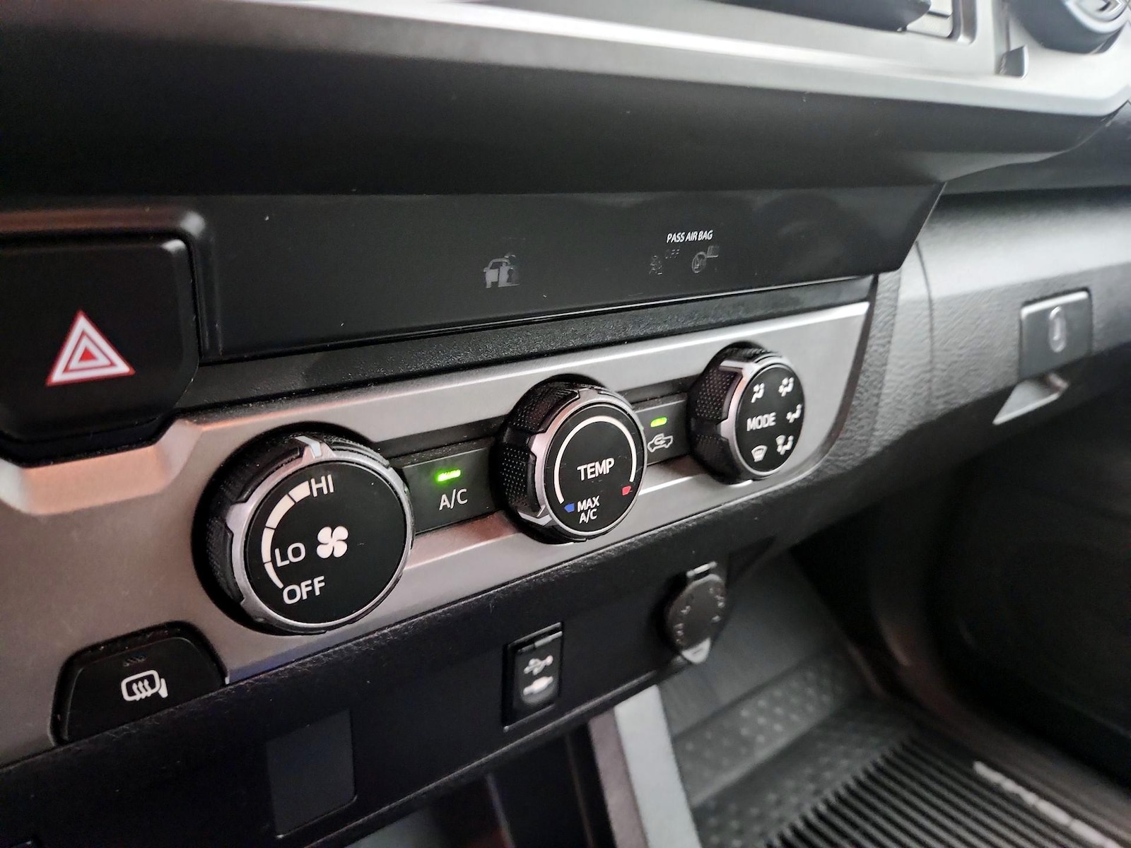 2019 Toyota Tacoma SR - Photo 17