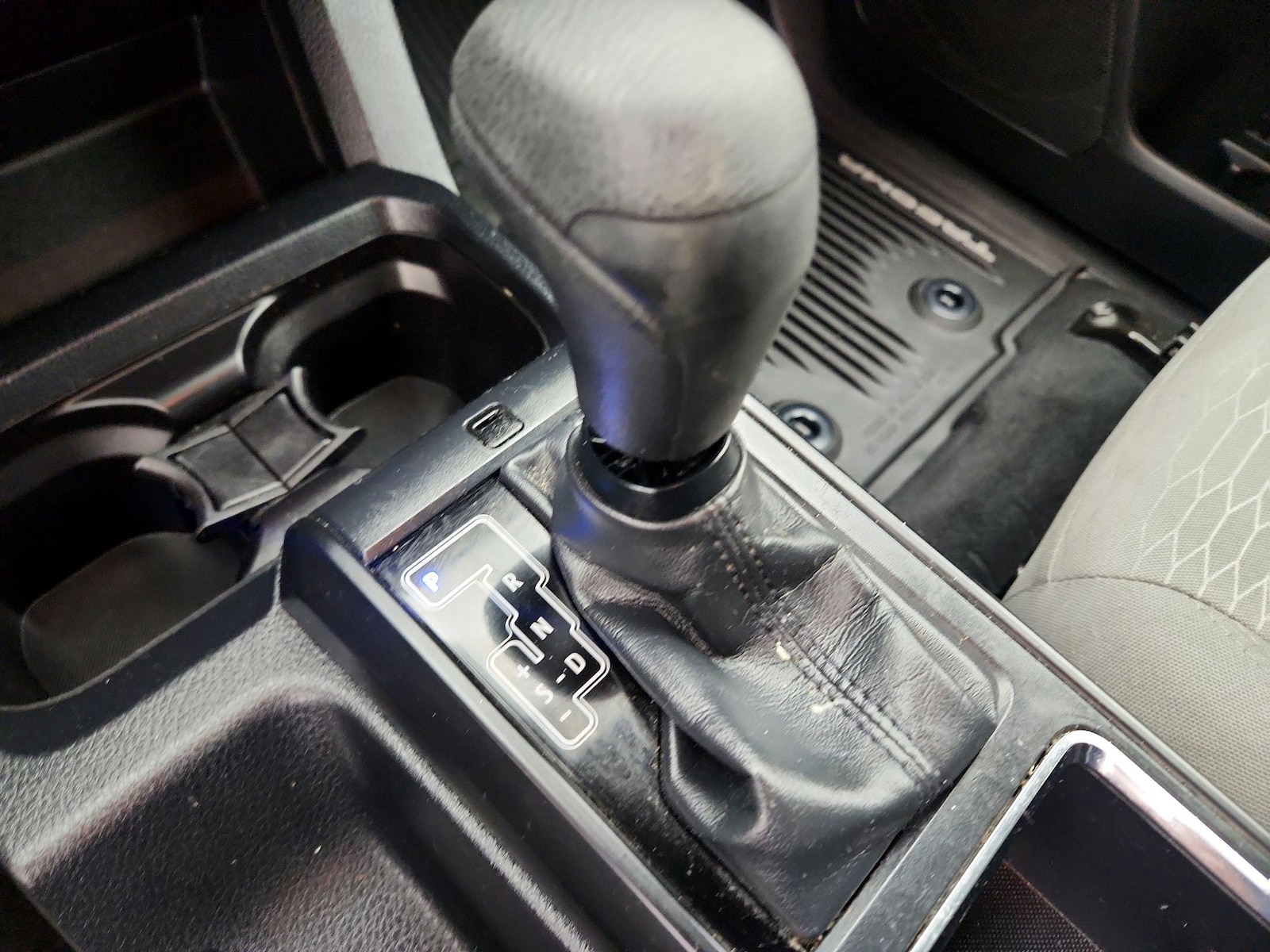 2019 Toyota Tacoma SR - Photo 18
