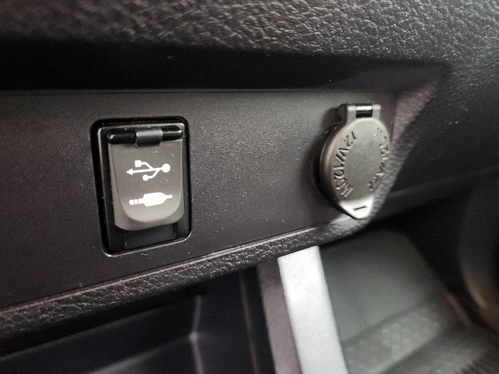 2019 Toyota Tacoma SR - Photo 19