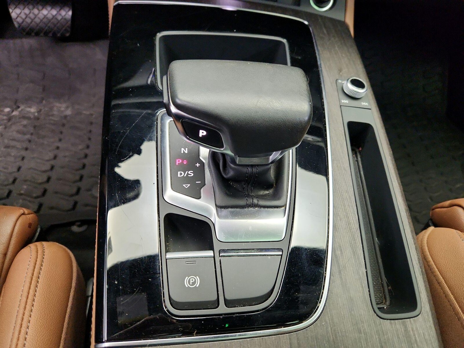 2023 Audi Q5 Premium Plus - Photo 18