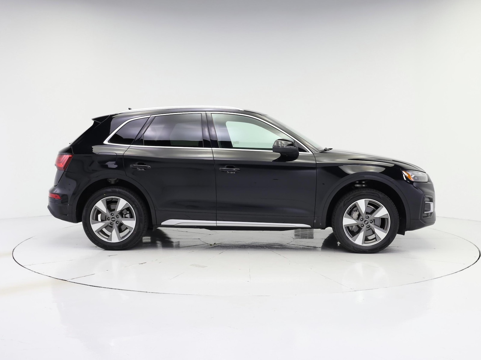 2023 Audi Q5 Premium Plus - Photo 8