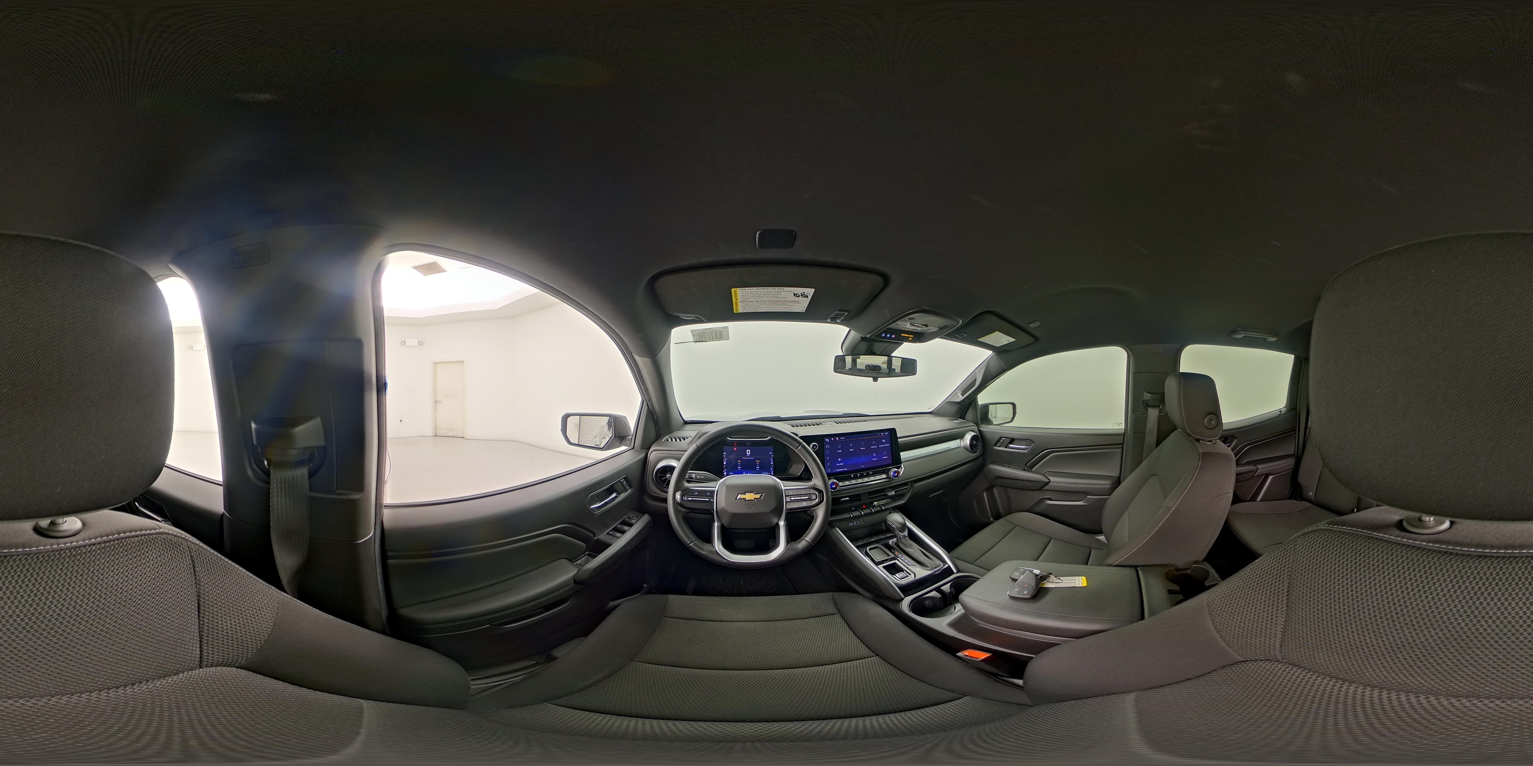 2023 Chevrolet Colorado LT - Photo 26