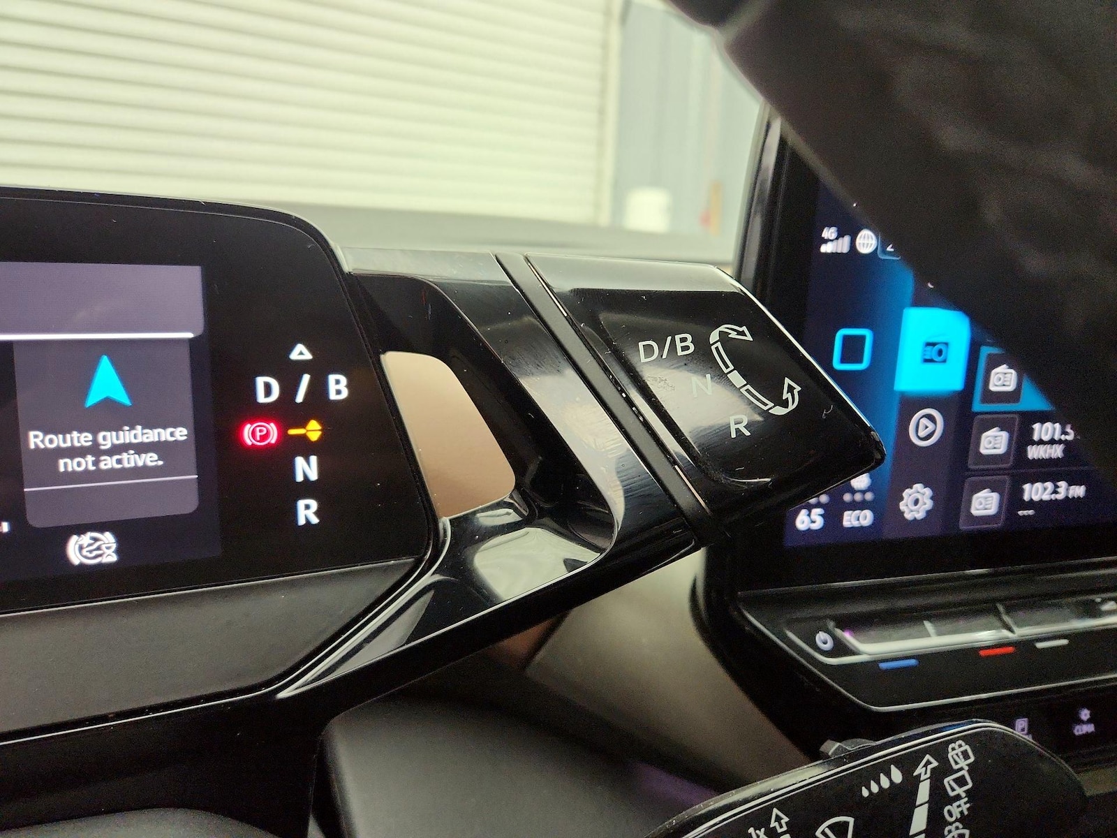 2023 Volkswagen ID.4 PRO - Photo 19