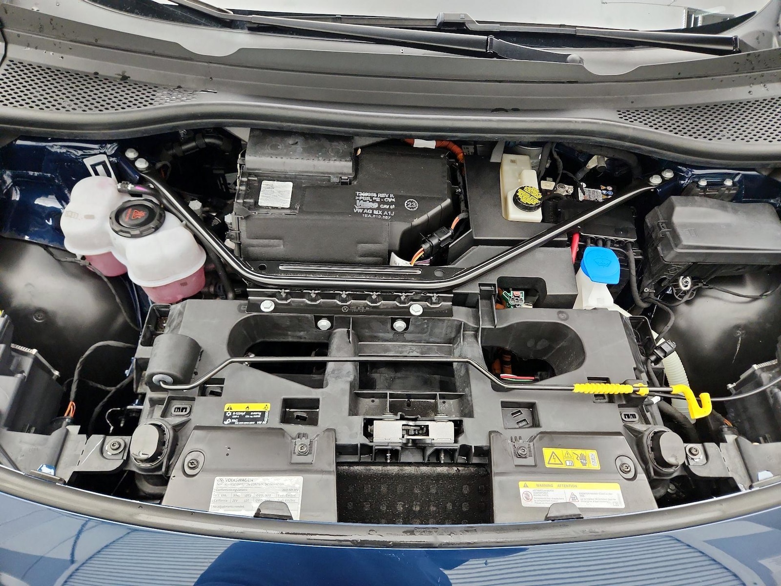 2023 Volkswagen ID.4 PRO - Photo 23