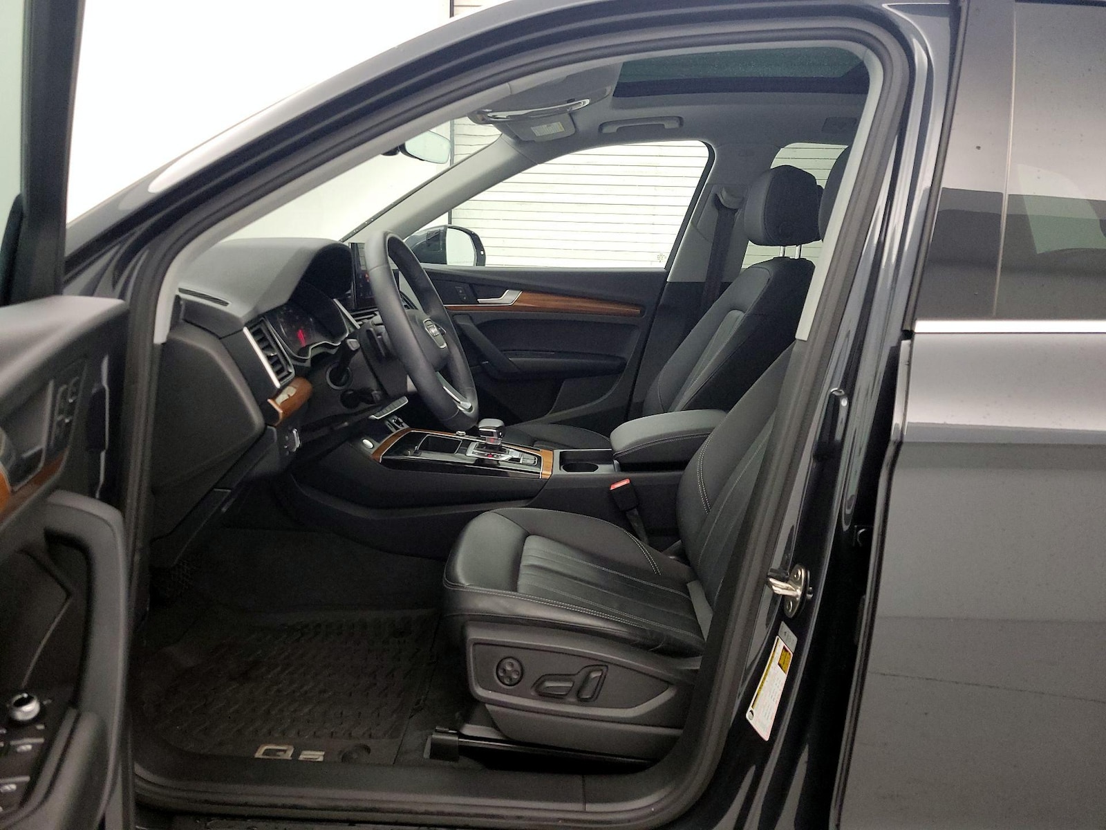 2023 Audi Q5 Premium - Photo 12