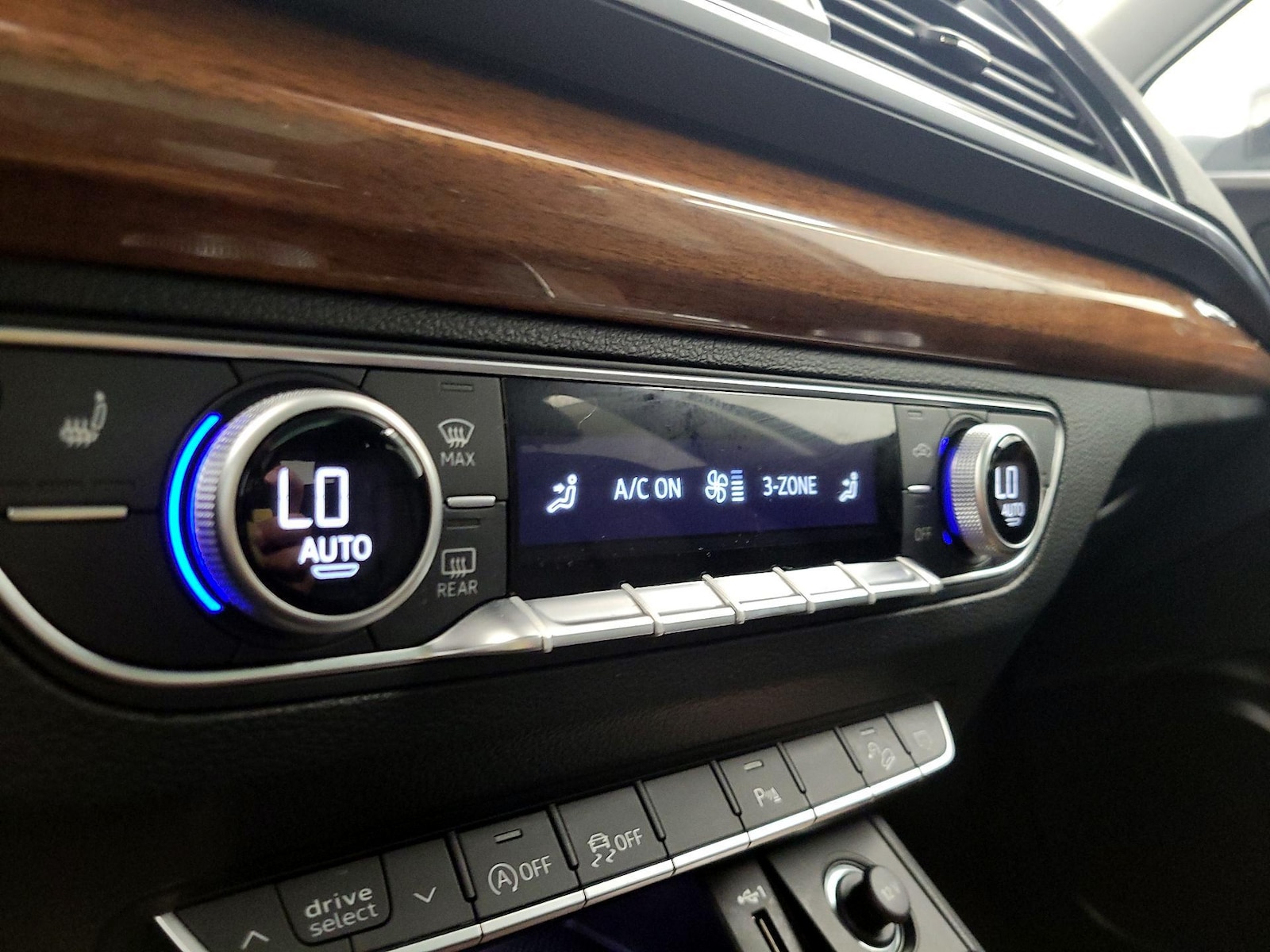 2023 Audi Q5 Premium - Photo 17