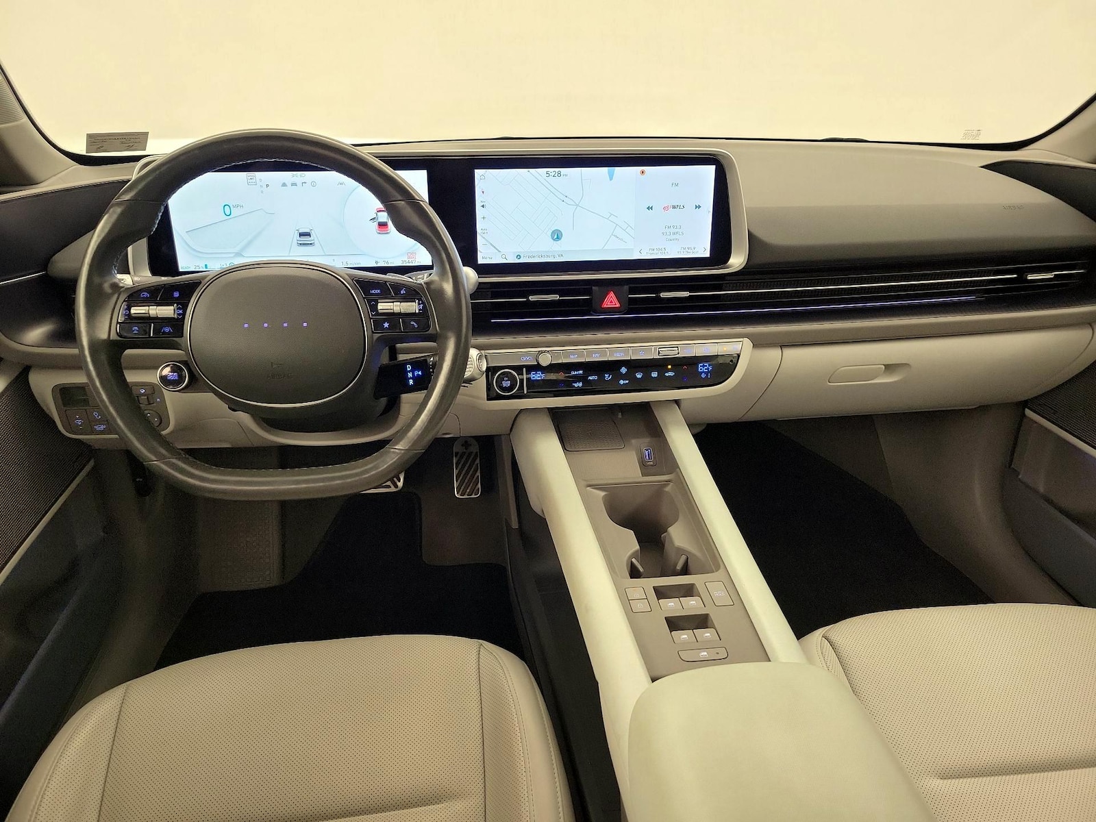 2023 Hyundai IONIQ 6 Limited - Photo 10