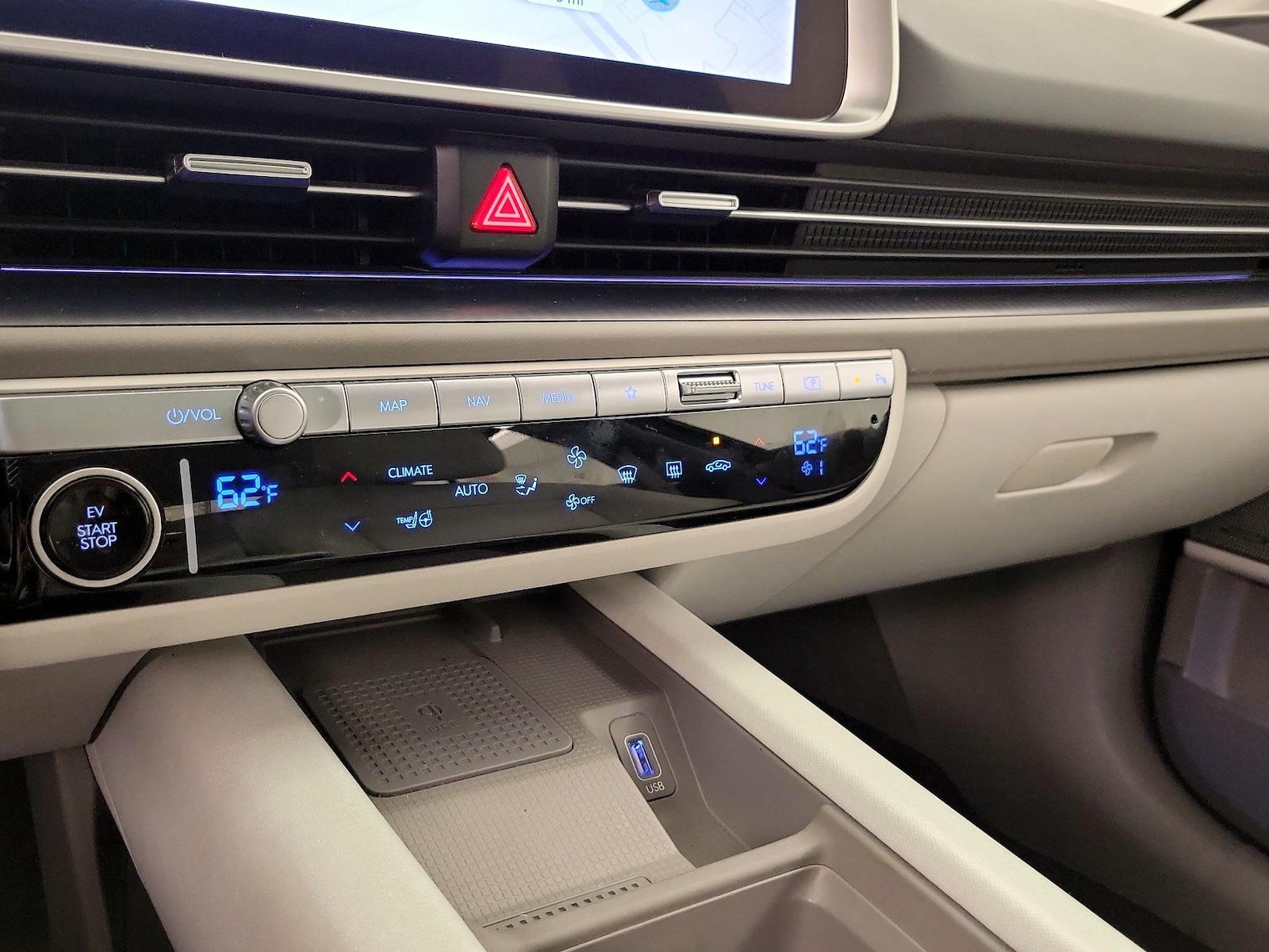 2023 Hyundai IONIQ 6 Limited - Photo 18