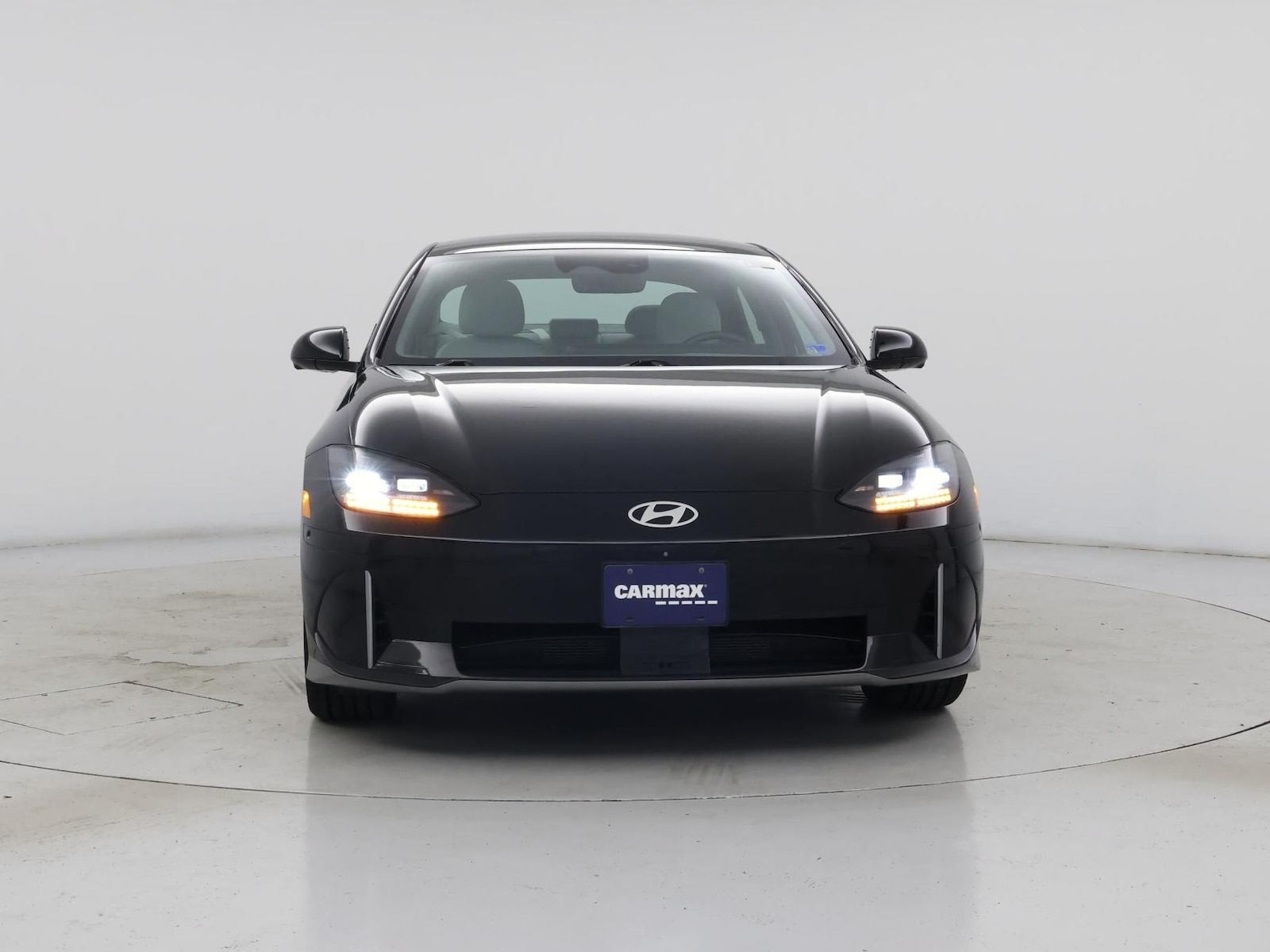 2023 Hyundai IONIQ 6 Limited - Photo 6
