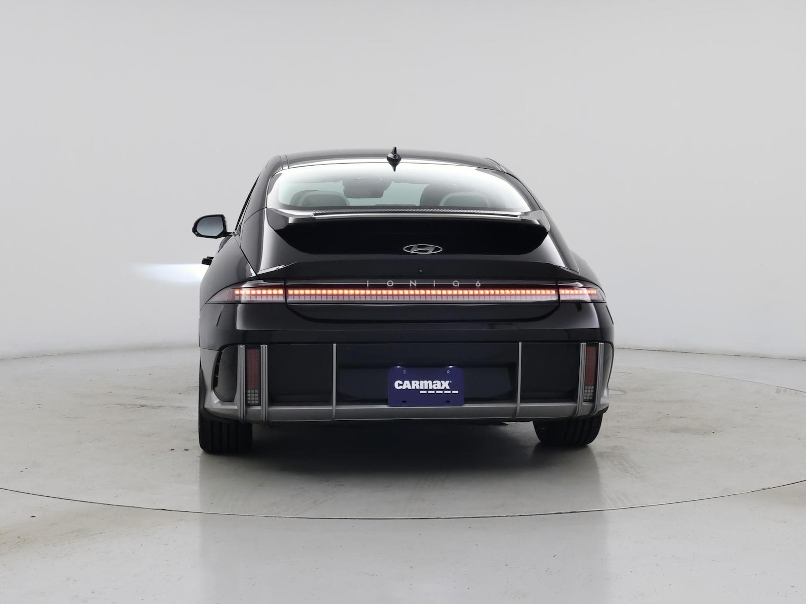 2023 Hyundai IONIQ 6 Limited - Photo 7