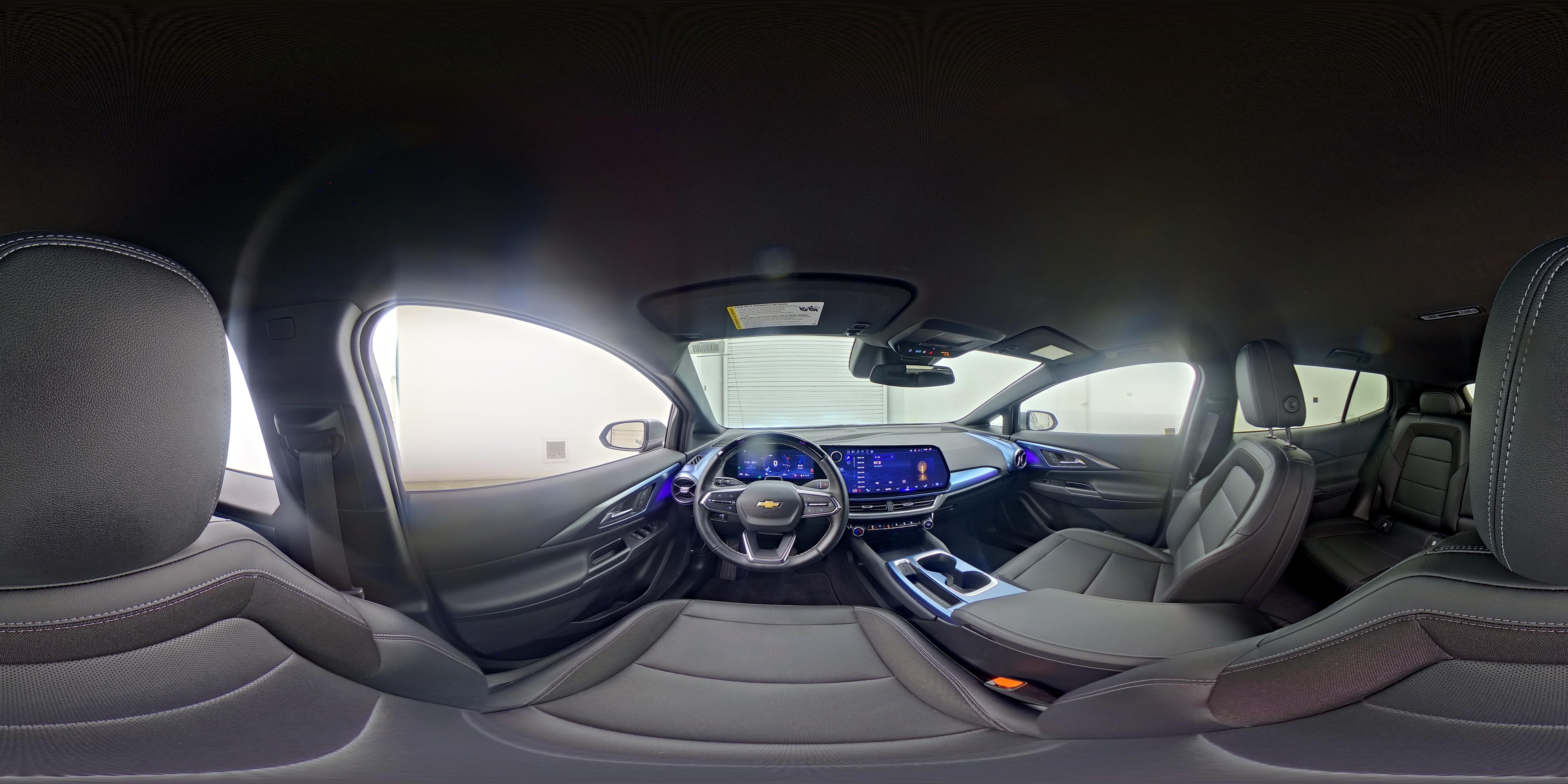 2024 Chevrolet Equinox EV LT - Photo 27