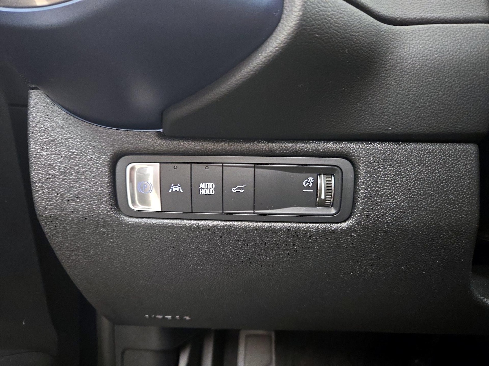 2024 Chevrolet Equinox EV LT - Photo 14