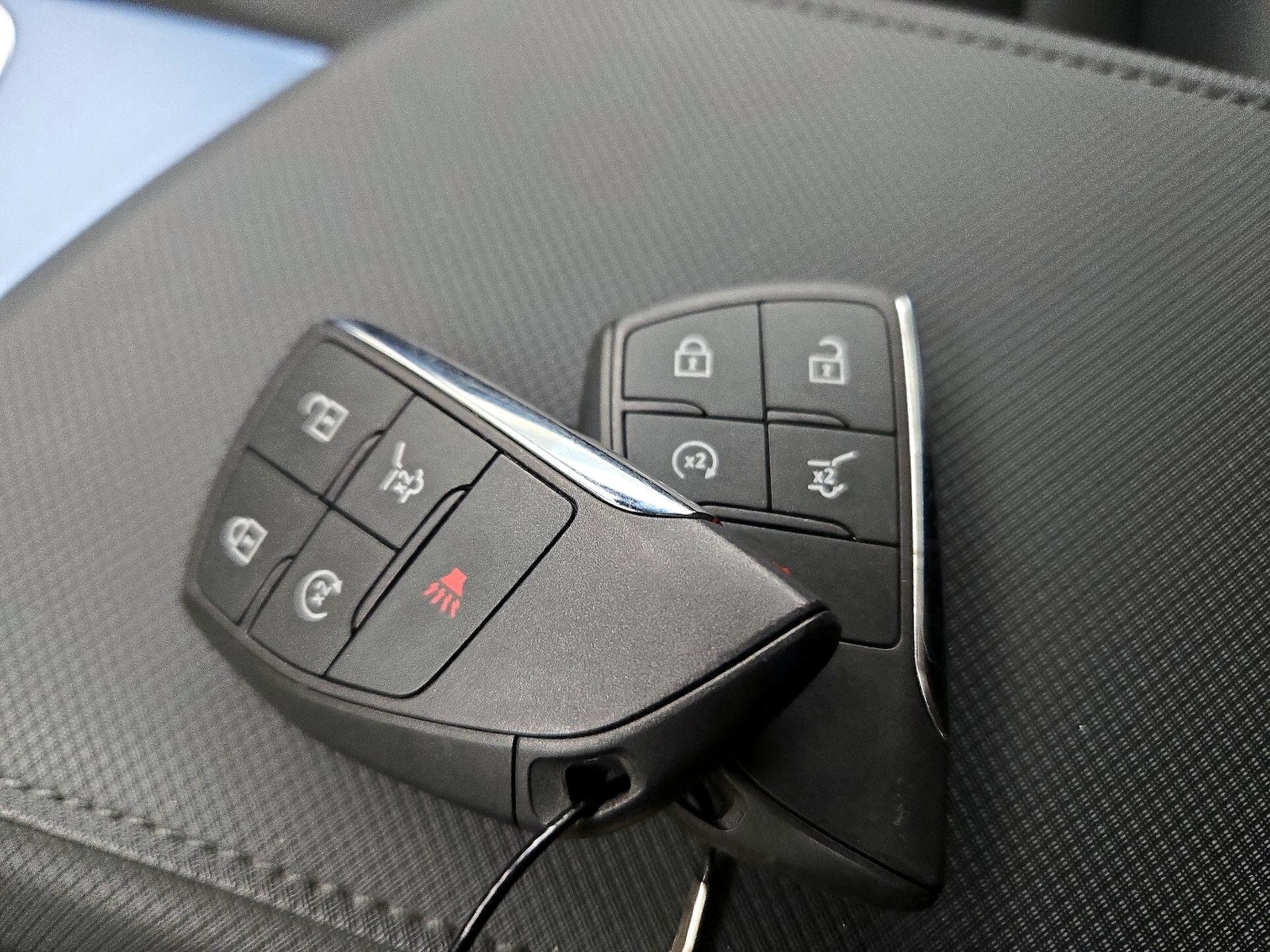 2024 Chevrolet Equinox EV LT - Photo 24