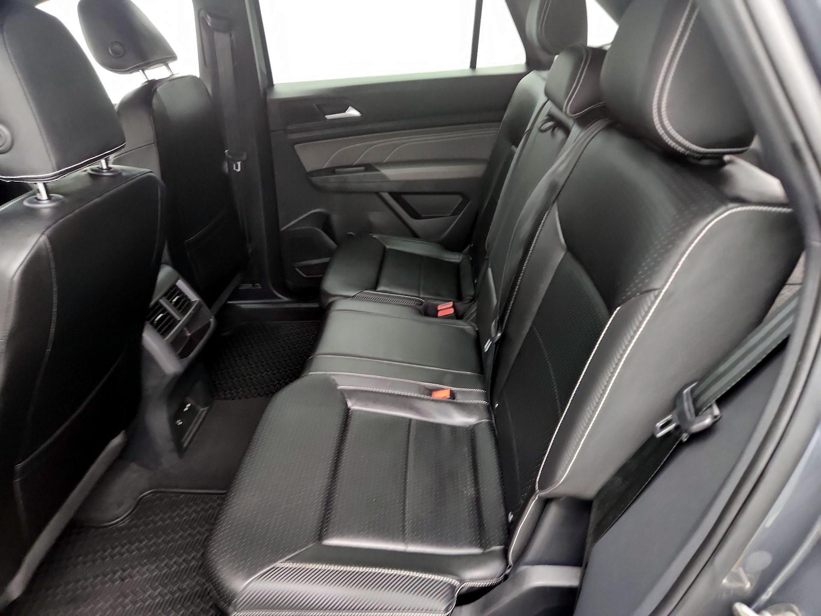 2023 Volkswagen Atlas Cross Sport SE w/Tech - Photo 20