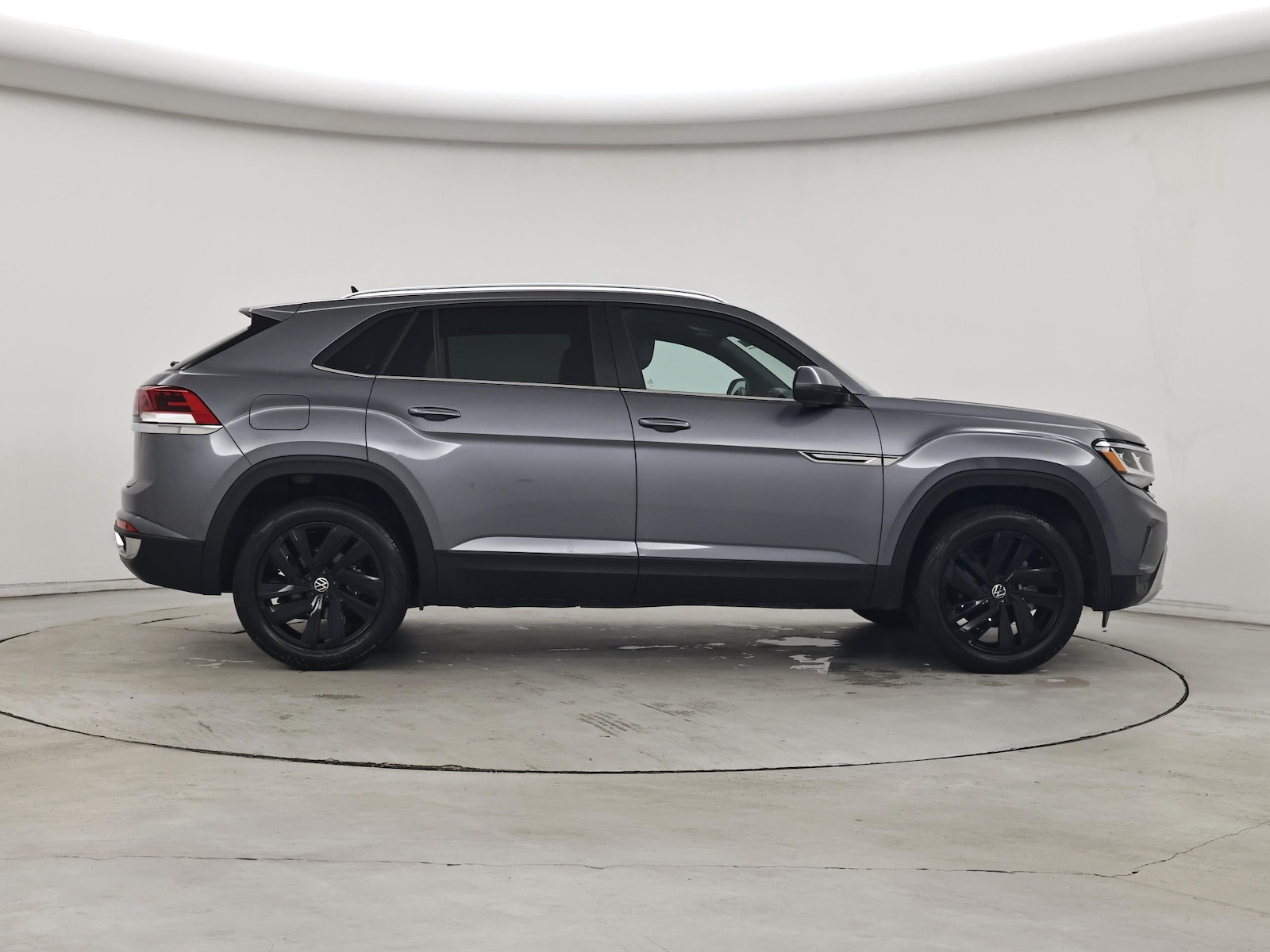 2023 Volkswagen Atlas Cross Sport SE w/Tech - Photo 8