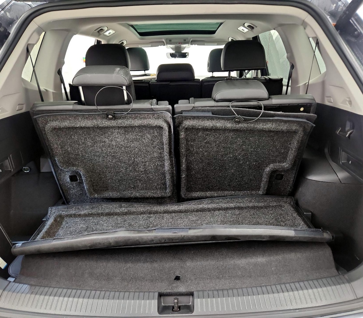 Trunk/Cargo (Seats Up)