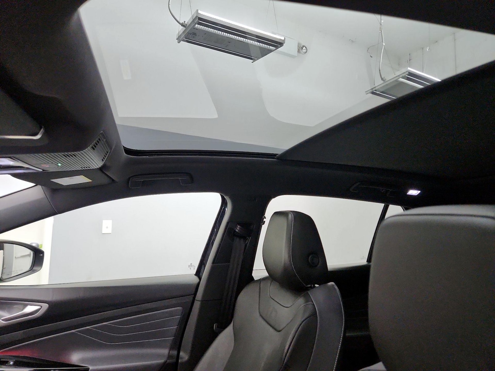 2023 Volkswagen ID.4 S - Photo 20