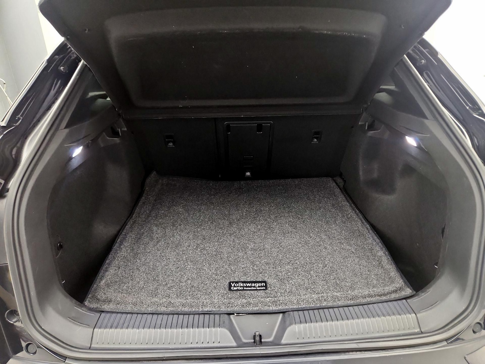 2023 Volkswagen ID.4 S - Photo 22