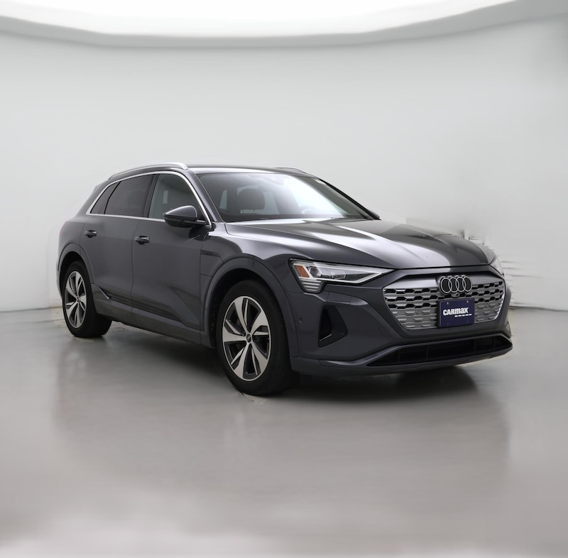 2024 Audi Q8 e-tron Premium Plus