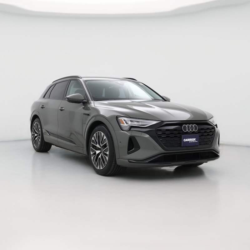 2024 Audi Q8 e-tron Premium Plus
