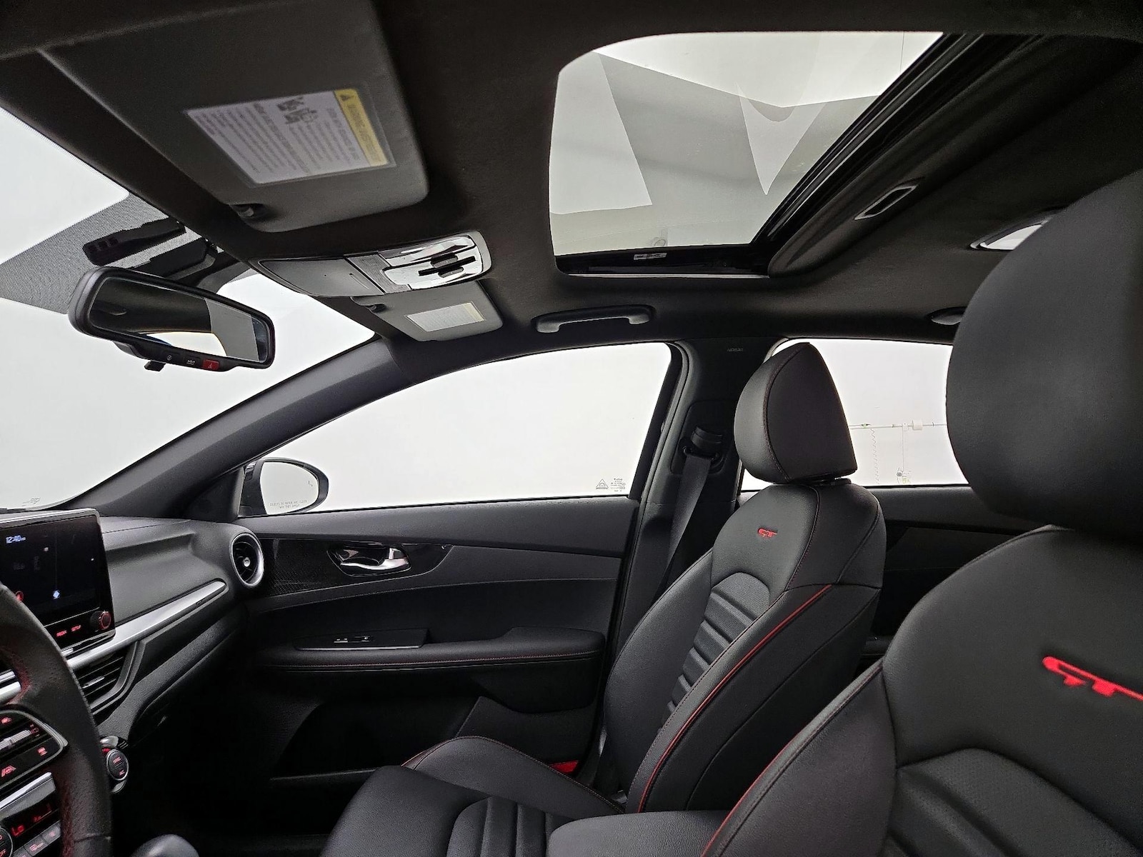 Sunroof(s) & Overhead Airbags