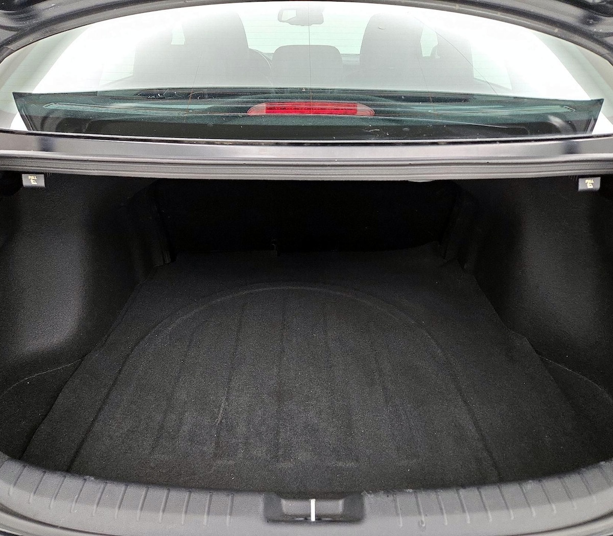 Trunk/Cargo (Seats Up)