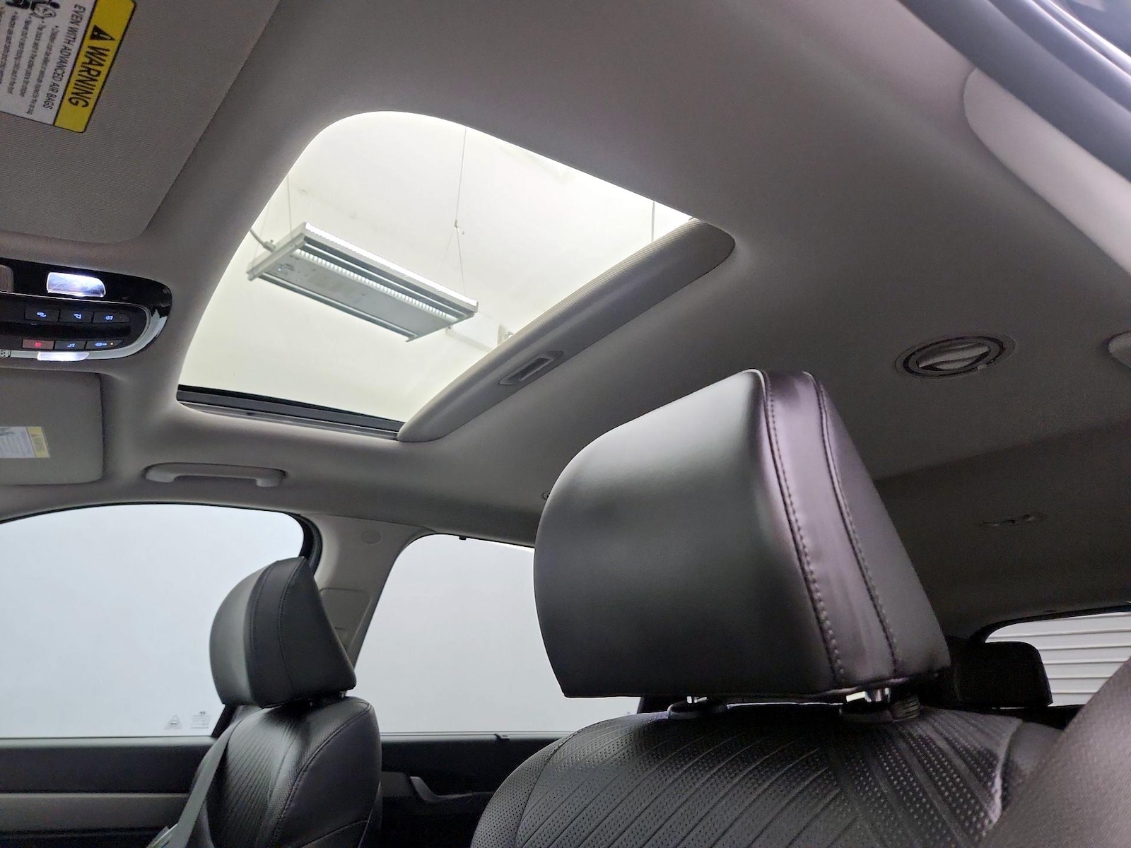 Sunroof(s) & Overhead Airbags
