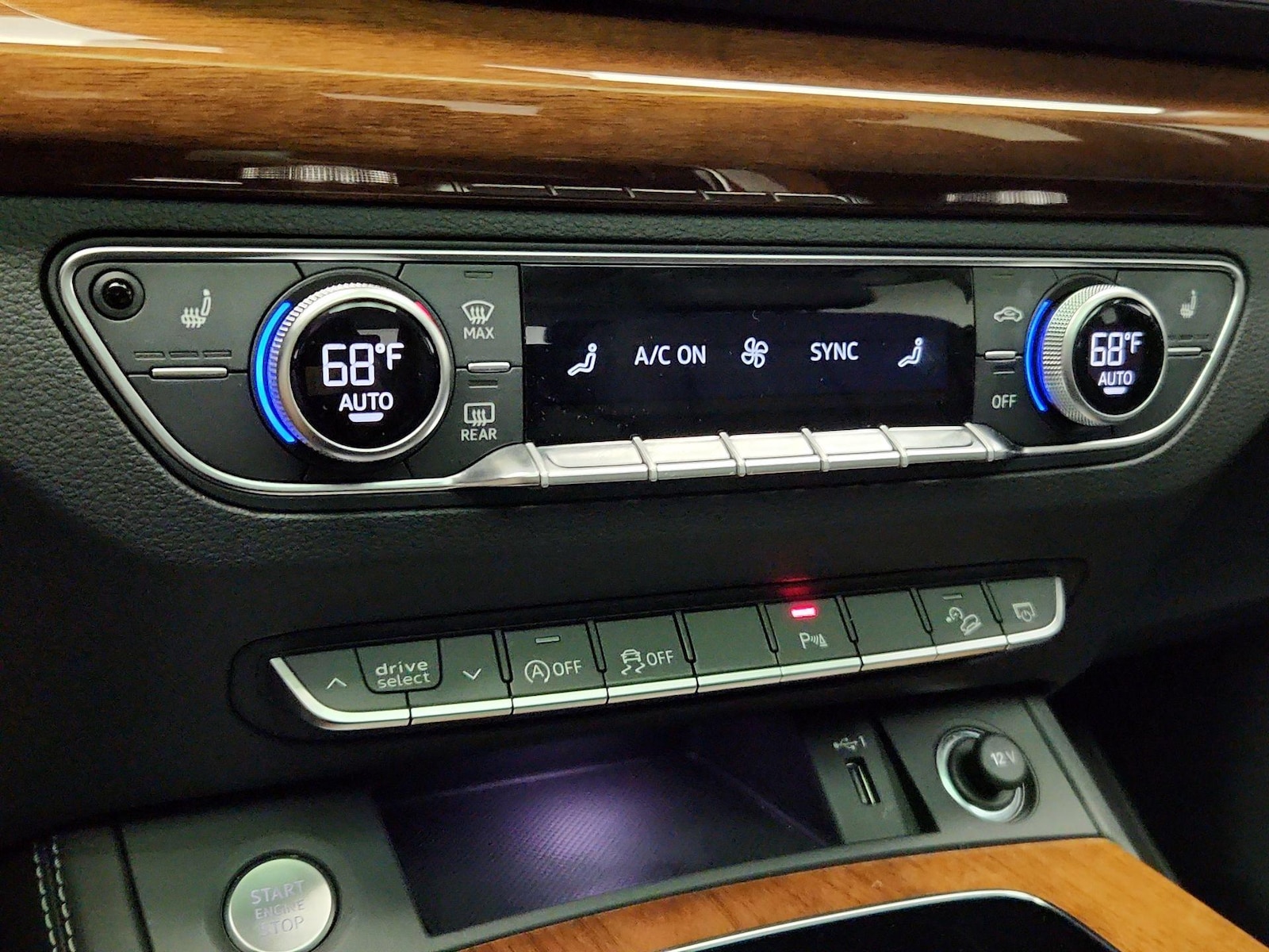 2023 Audi Q5 Premium Plus - Photo 17