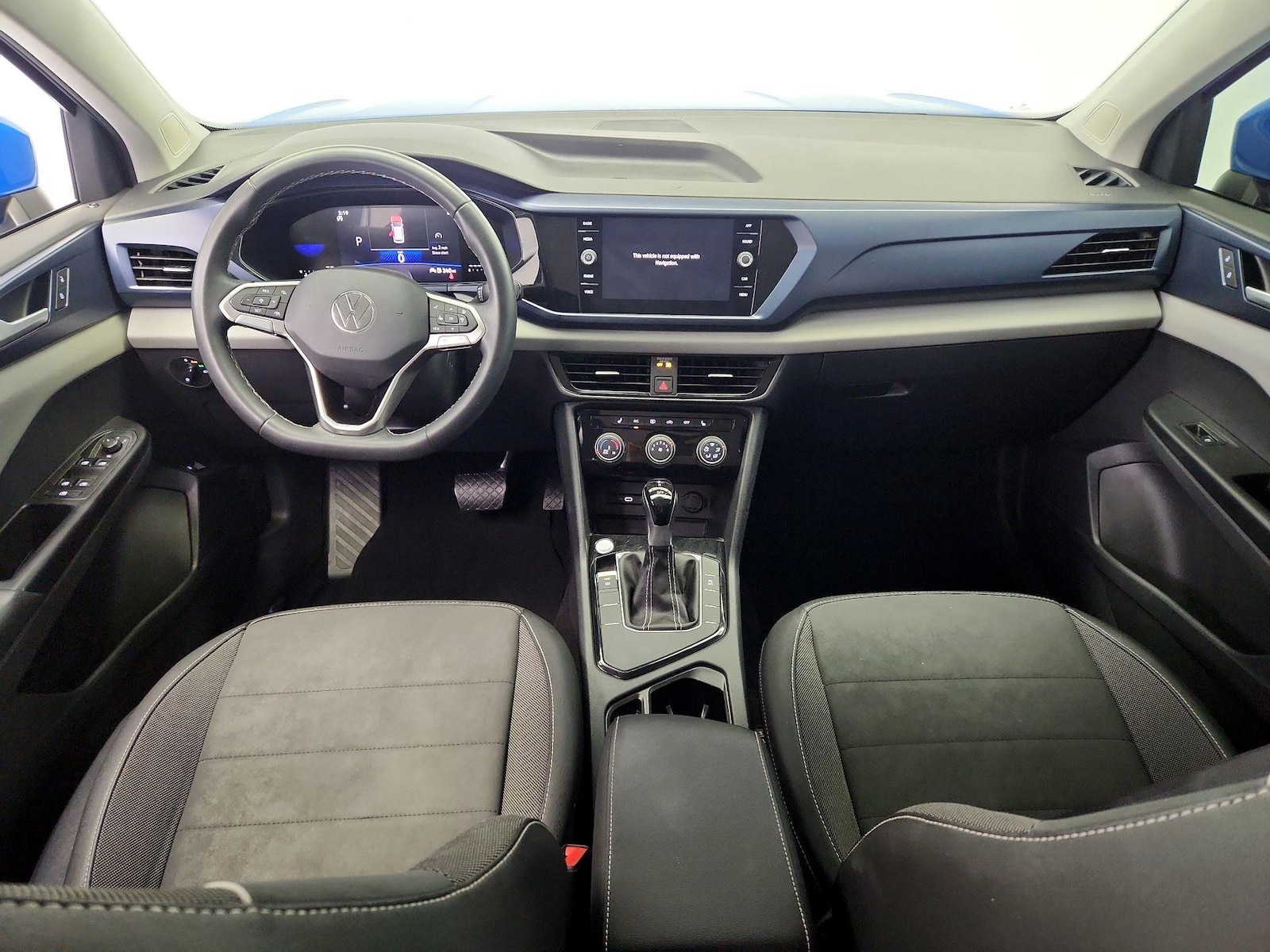 2023 Volkswagen Taos SE - Photo 10