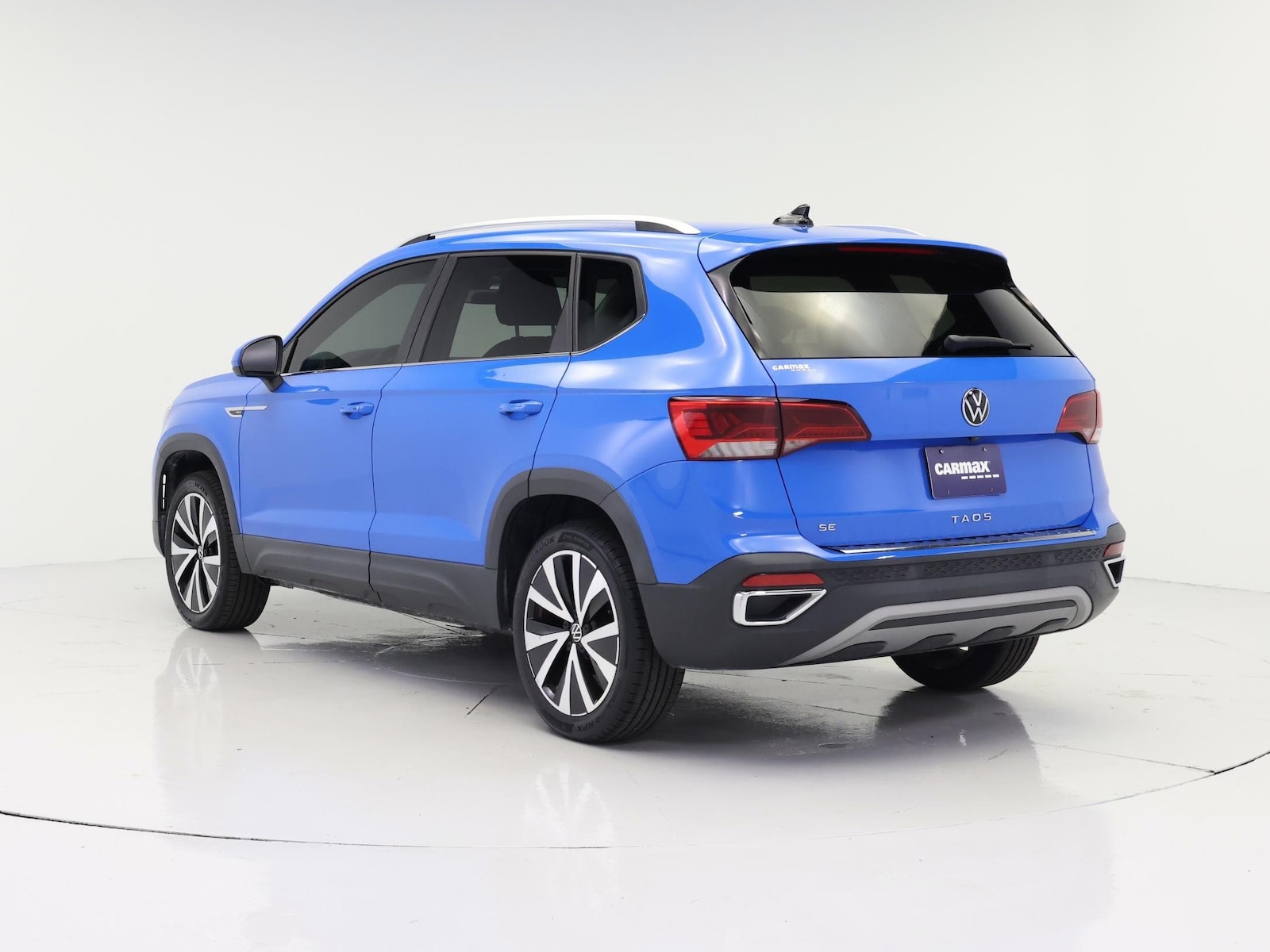 2023 Volkswagen Taos SE - Photo 3