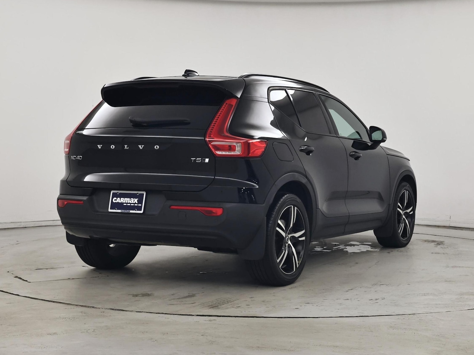 2021 Volvo XC40 R-Design - Photo 9