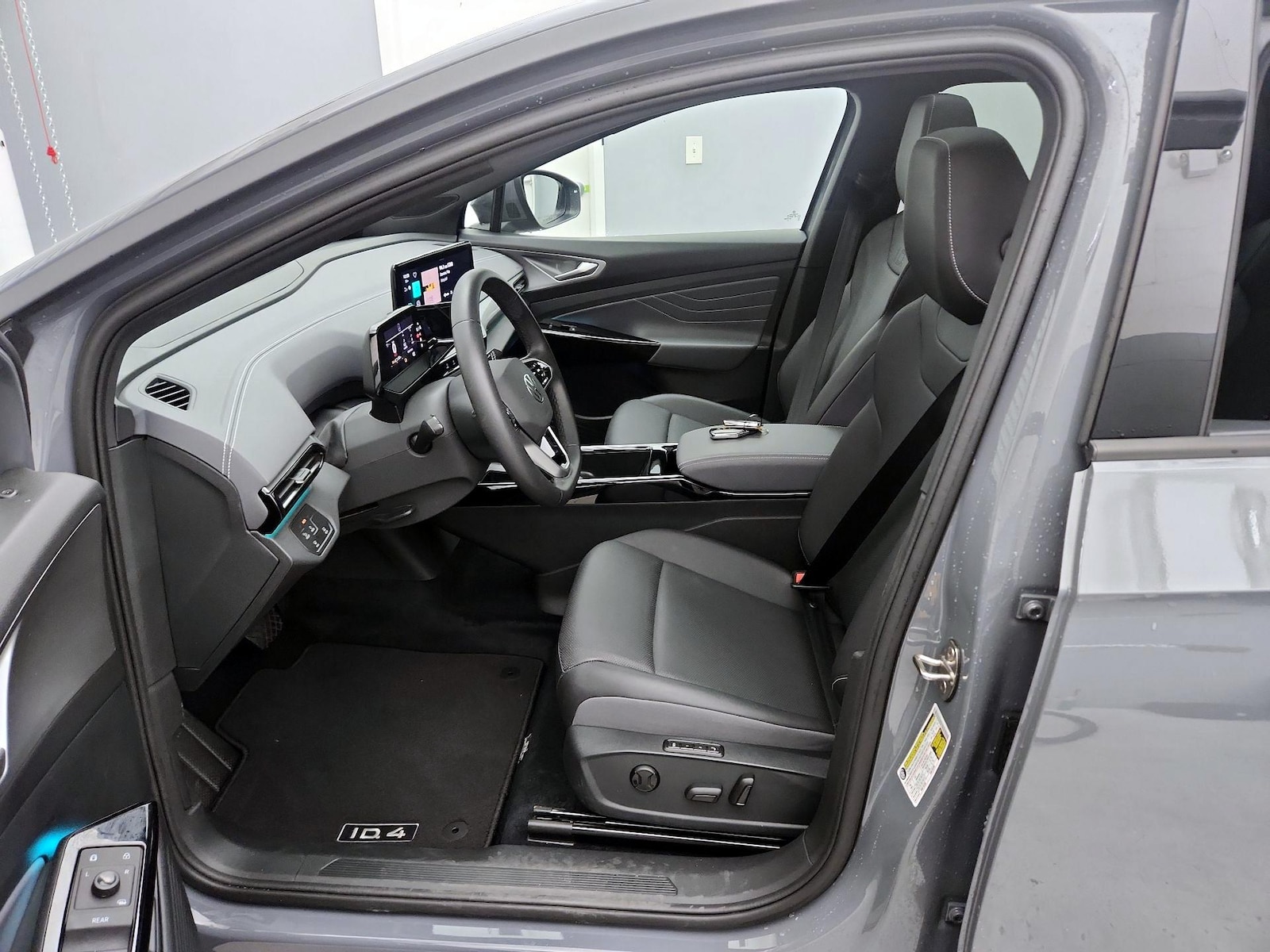 2023 Volkswagen ID.4 S - Photo 12