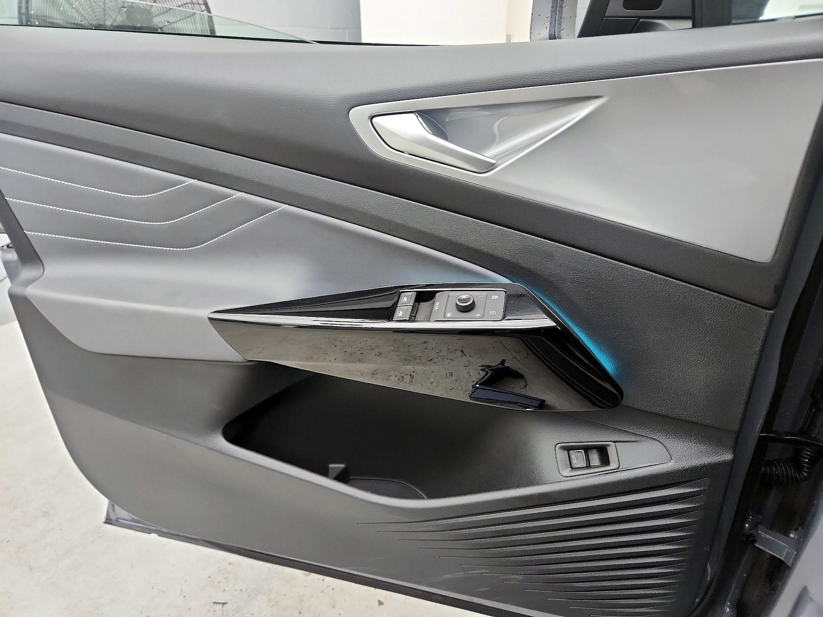 2023 Volkswagen ID.4 S - Photo 13