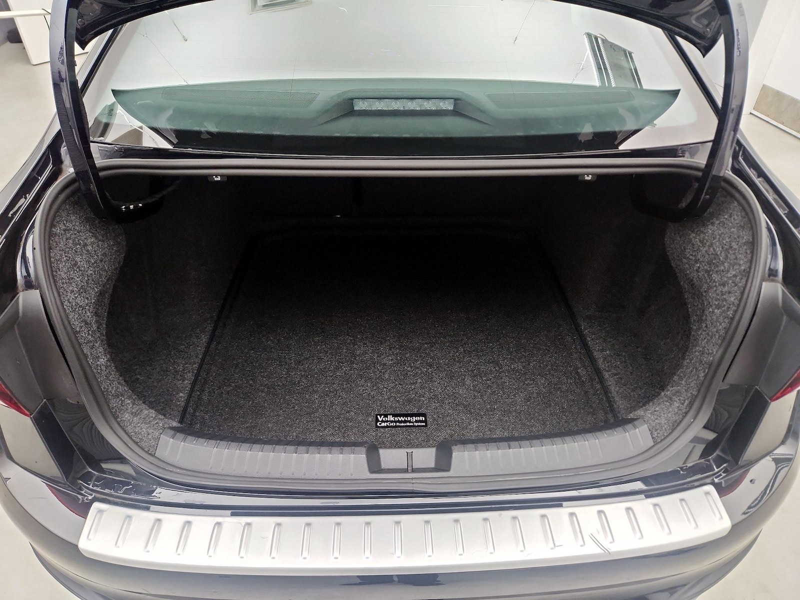 2025 Volkswagen Jetta Sport - Photo 21